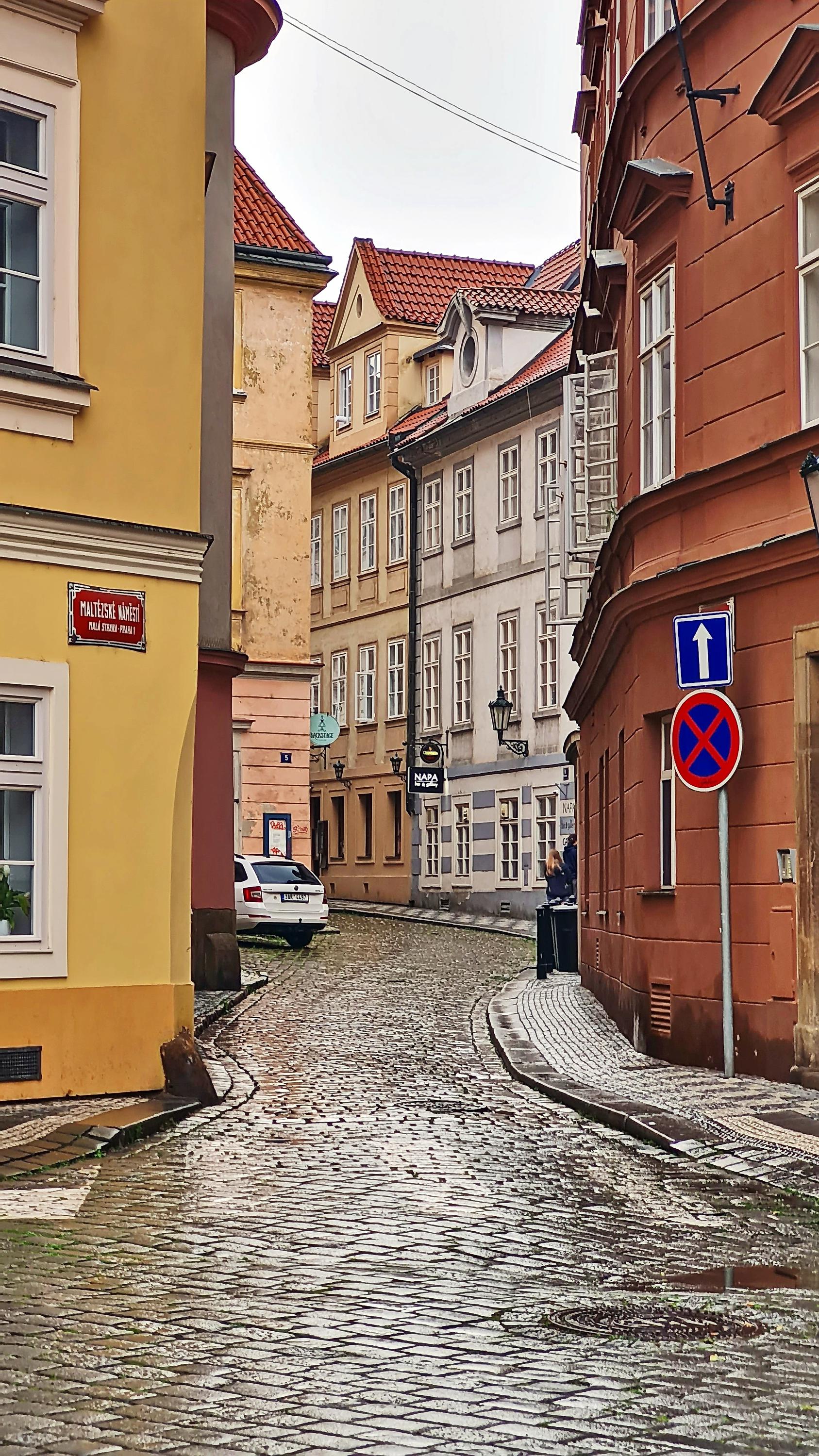 NAPA bar and gallery foto 6