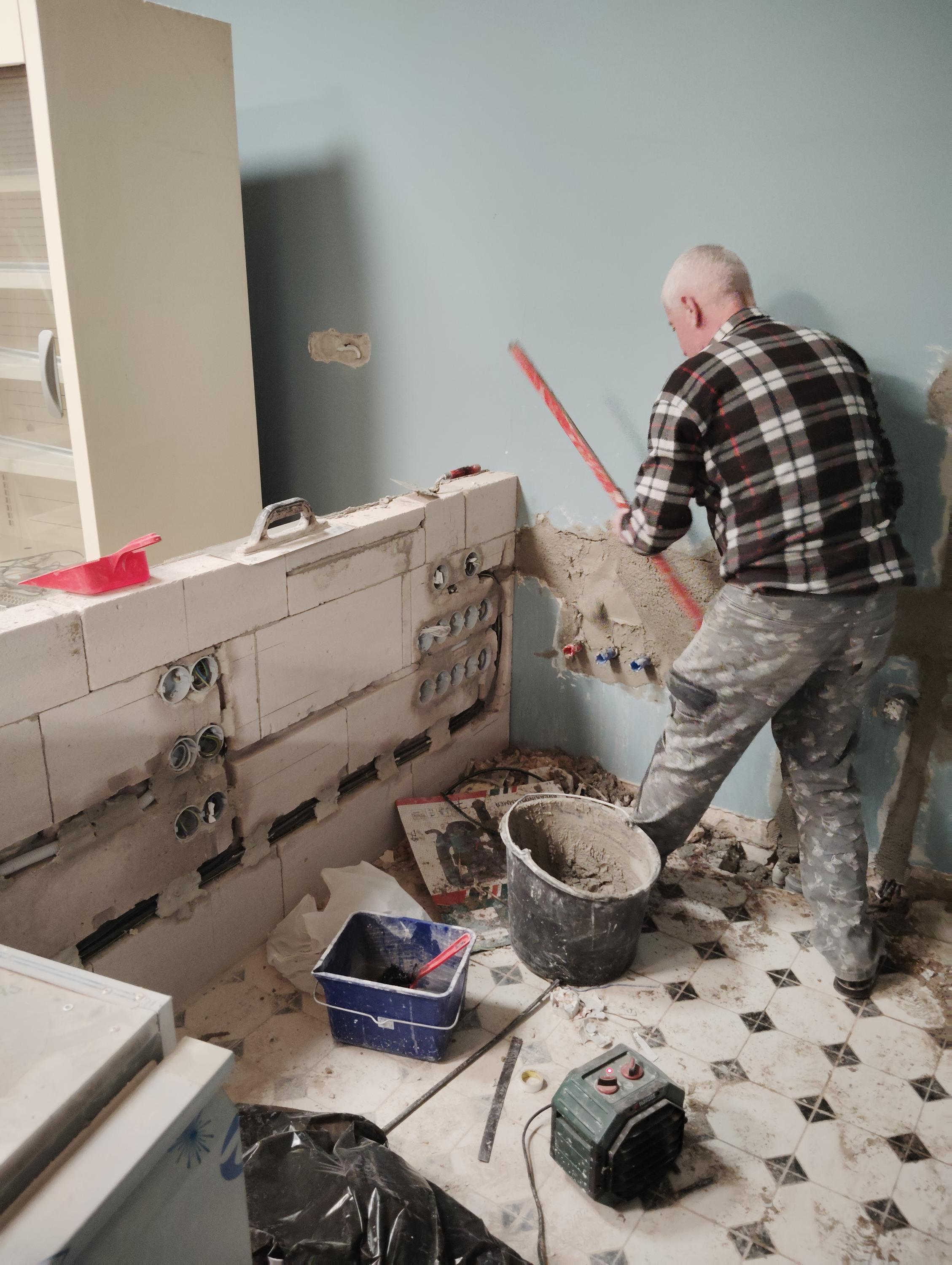 Elektrikář Petr Matoušek foto 6