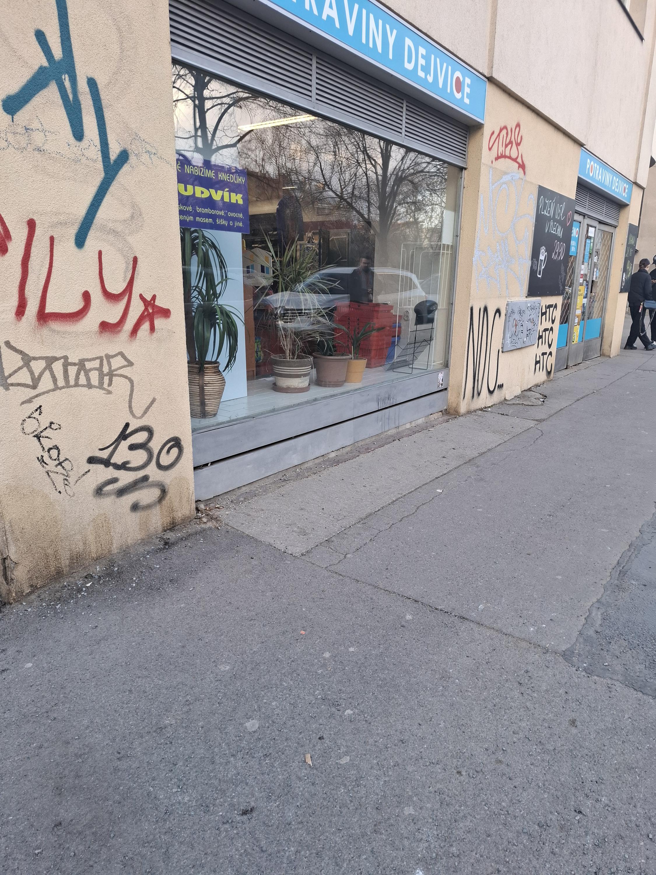 Potraviny Dejvice foto 4