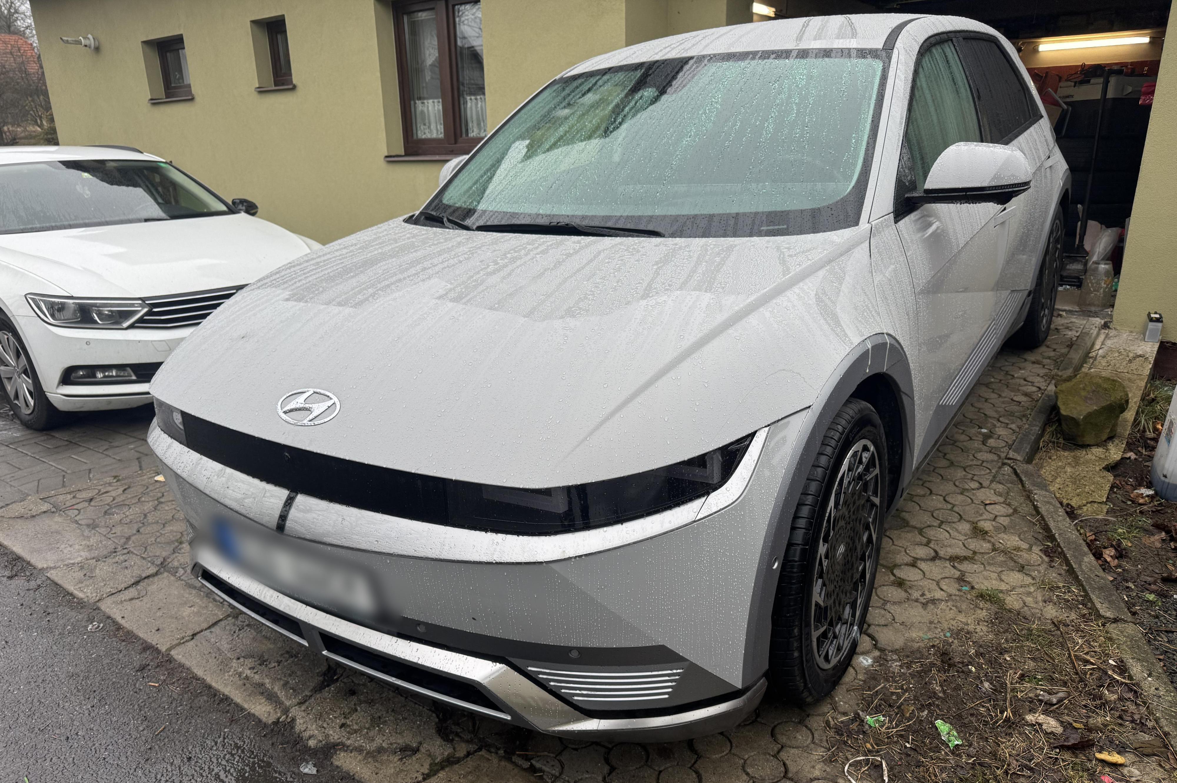 VILLAGE RENT, s.r.o.