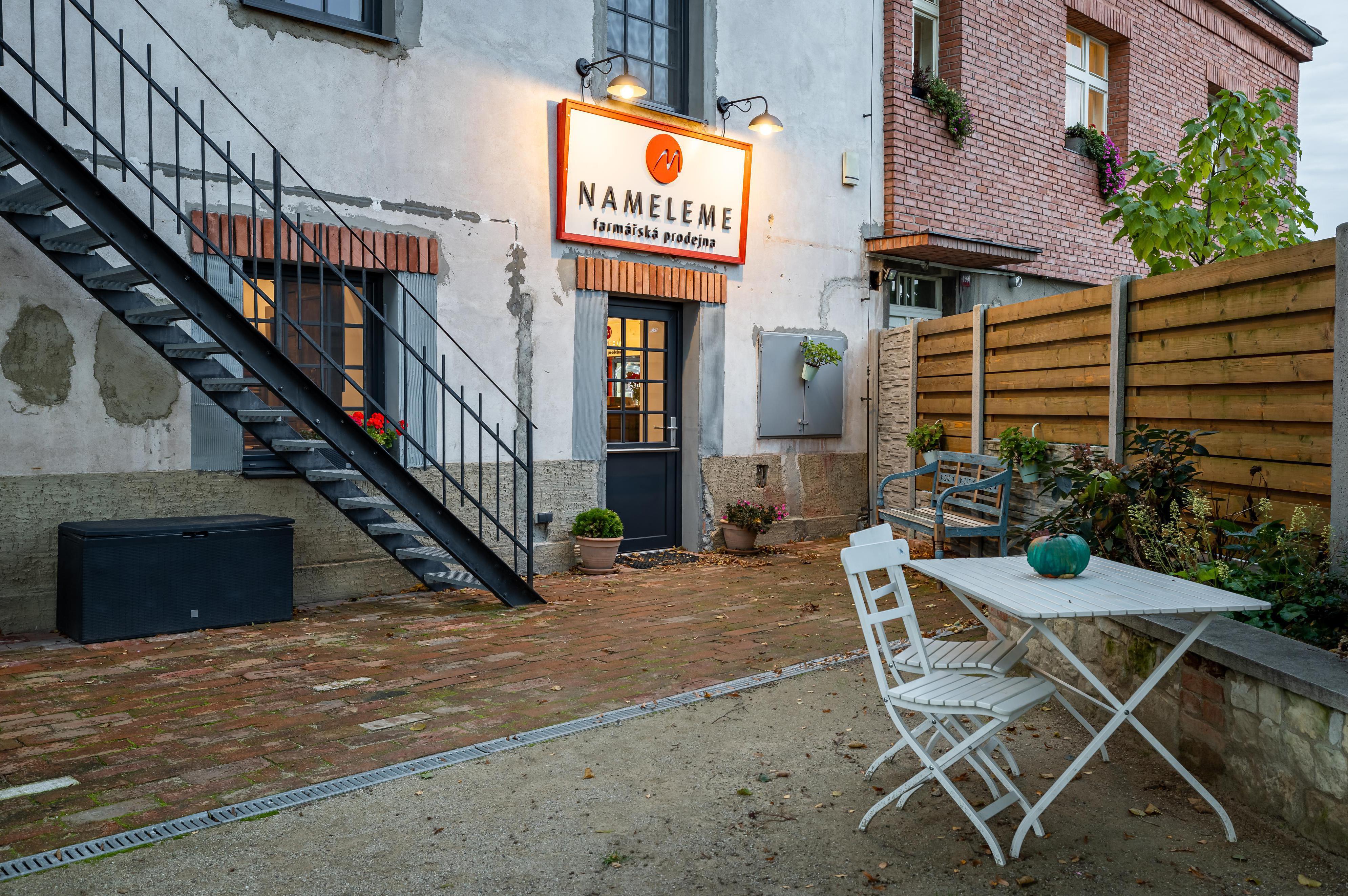 NAMELEME | FARMÁŘSKÁ PRODEJNA
