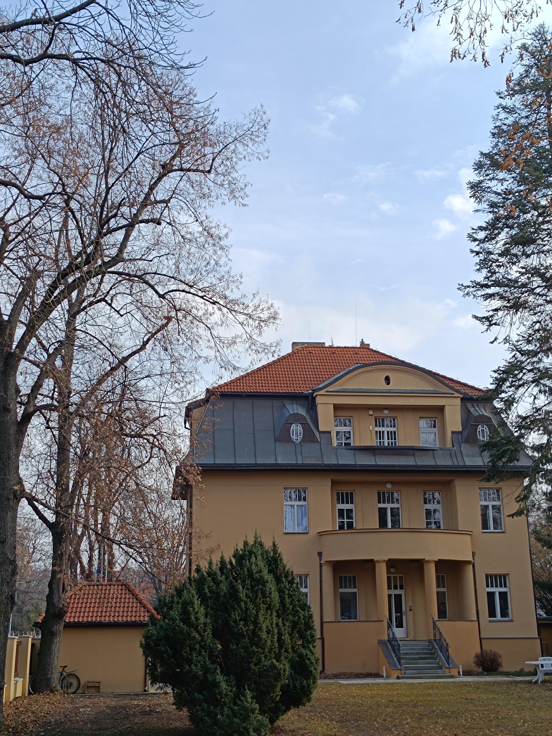 Portugalsko - Velvyslanectví Portugalské republiky foto 4