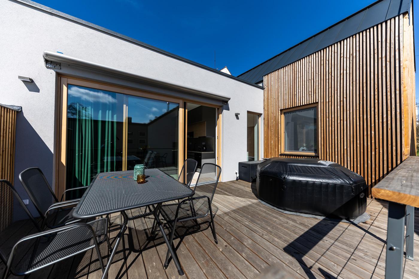 Domeček v zahrádkách Bukovany