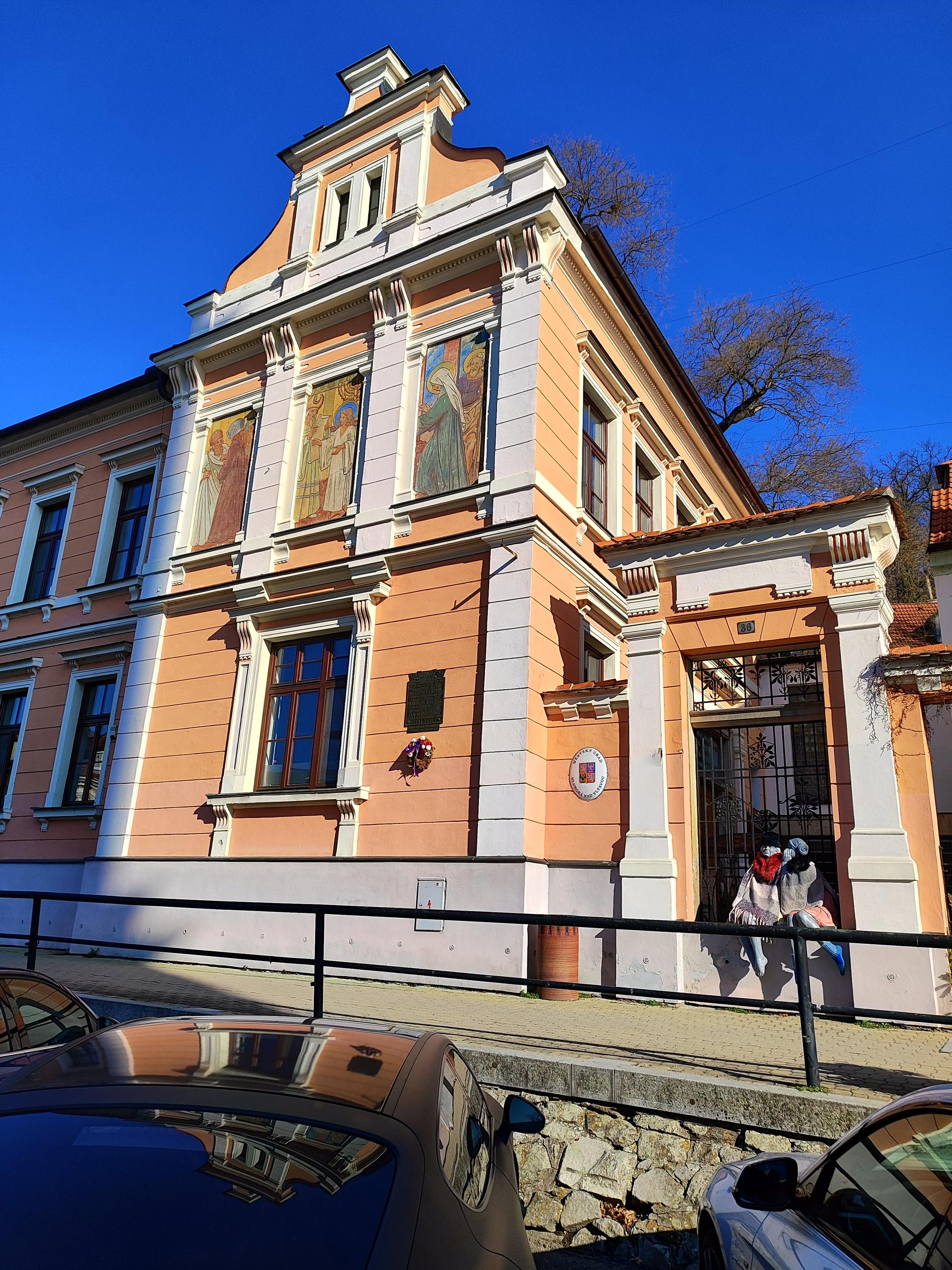 Hluboká nad Vltavou - městský úřad foto 5