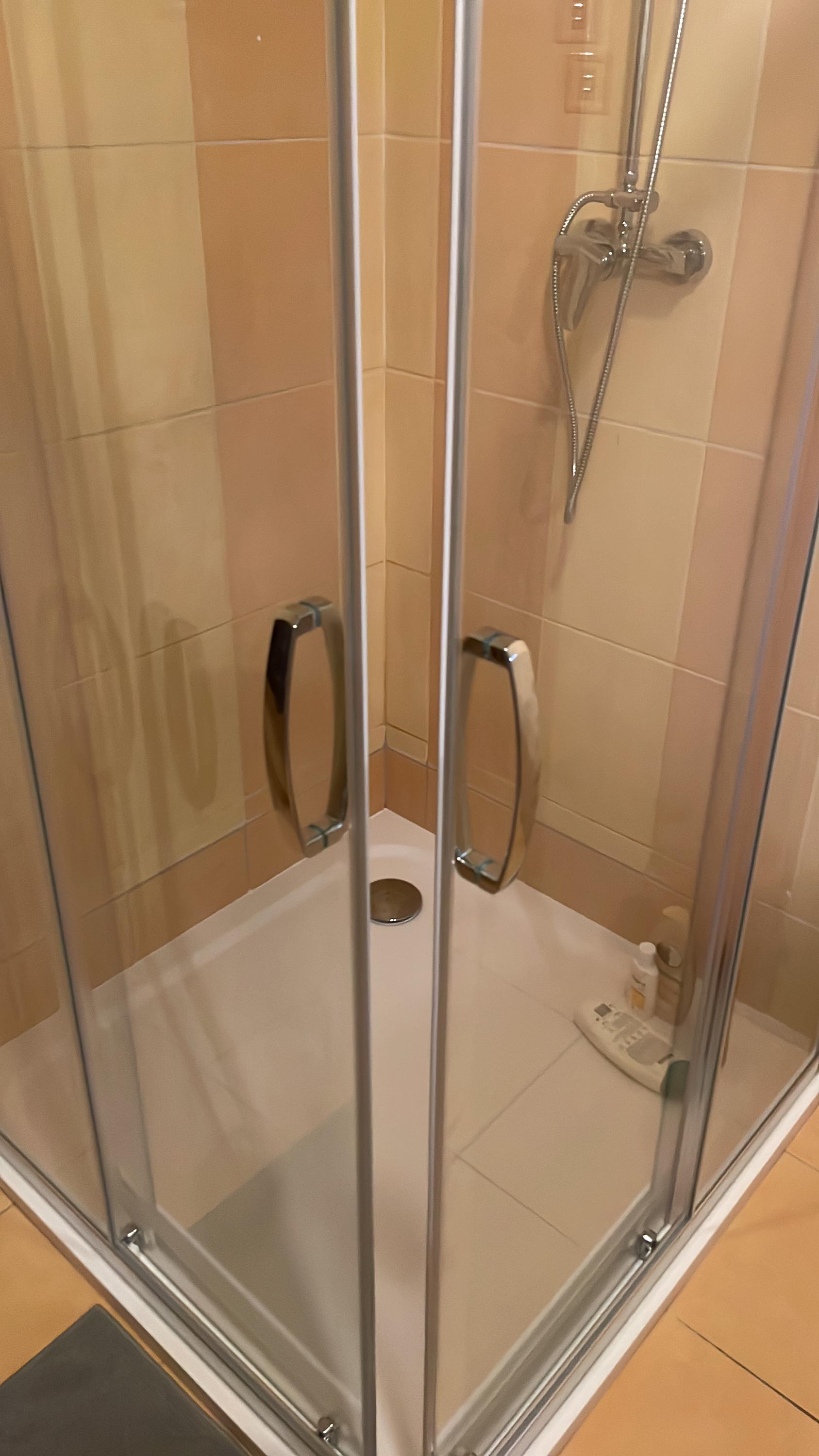 Voda, Topení, Kanalizace Peřina foto 4