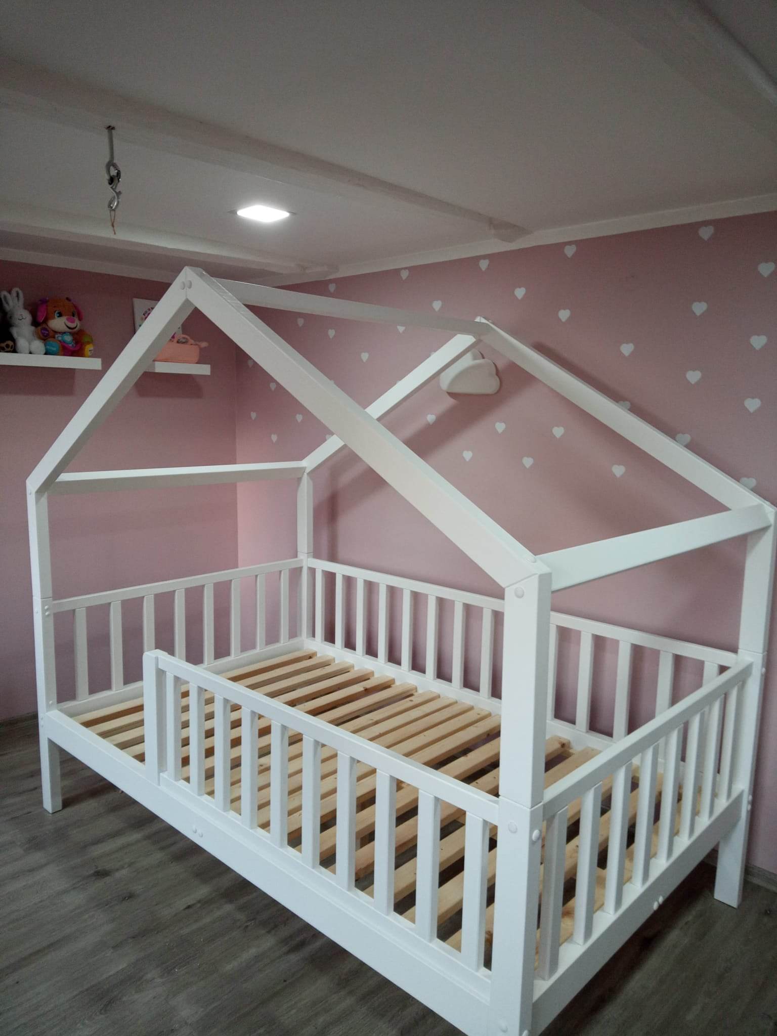 Domapo - postele a nábytek z masivu foto 2