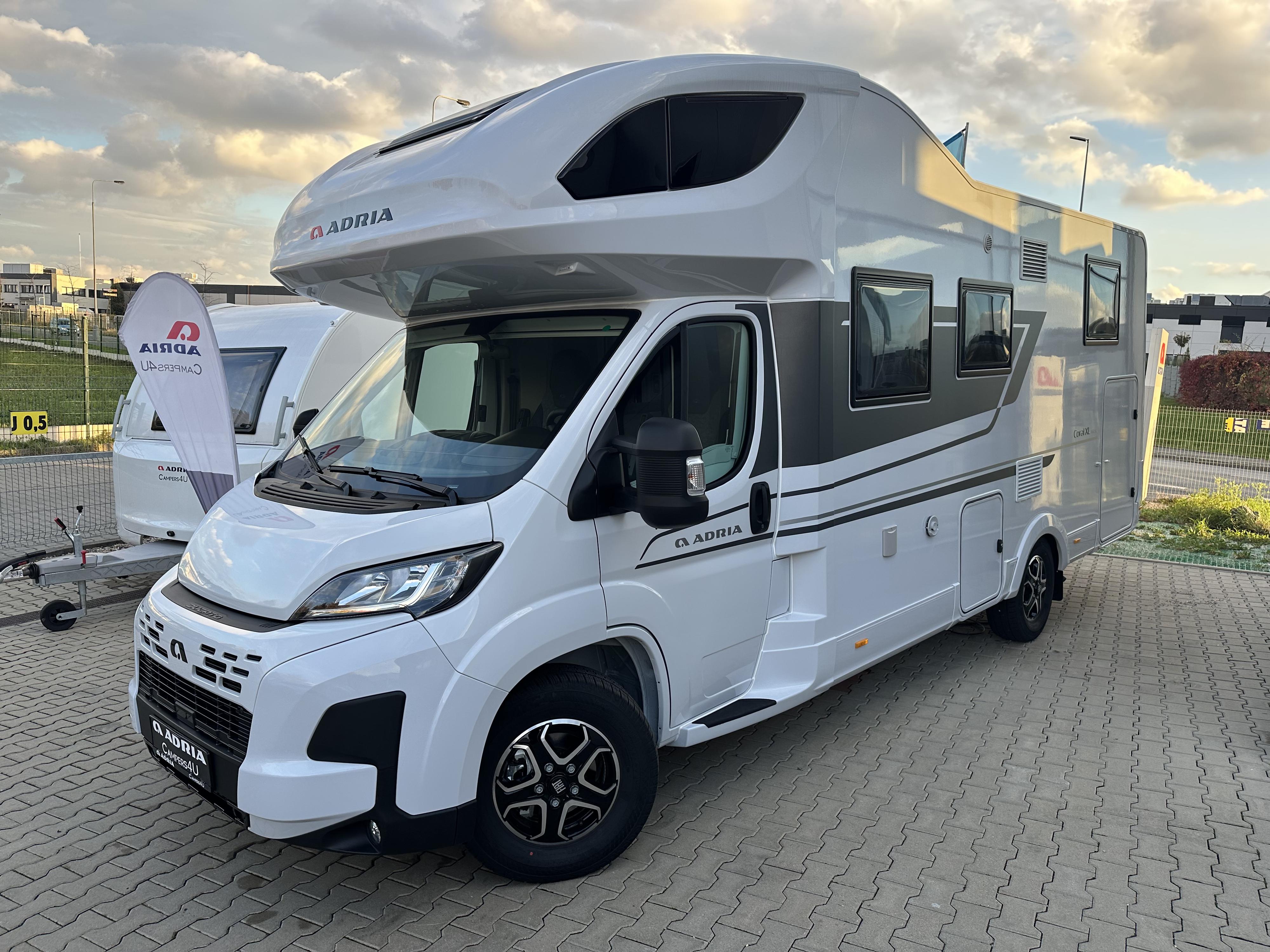 ADRIA karavany Praha - Campers4U foto 3