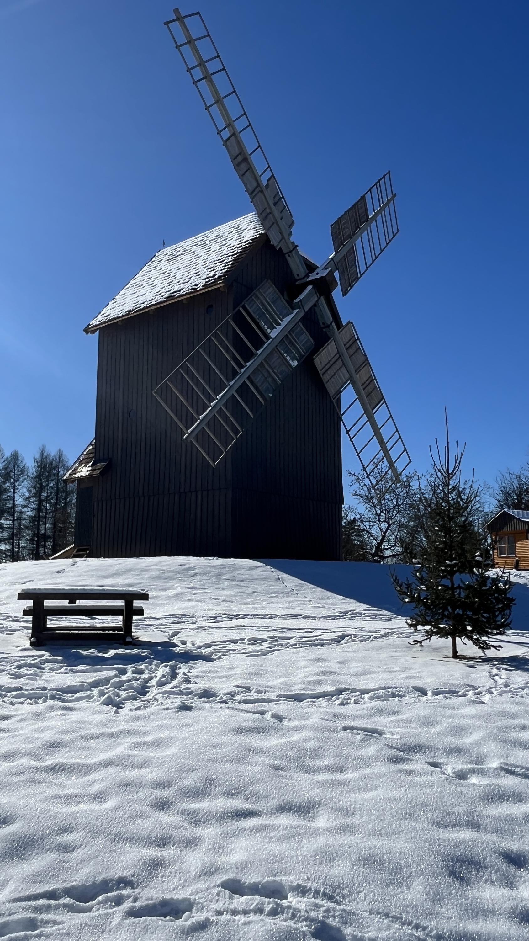 Větrný mlýn Borovnice foto 4