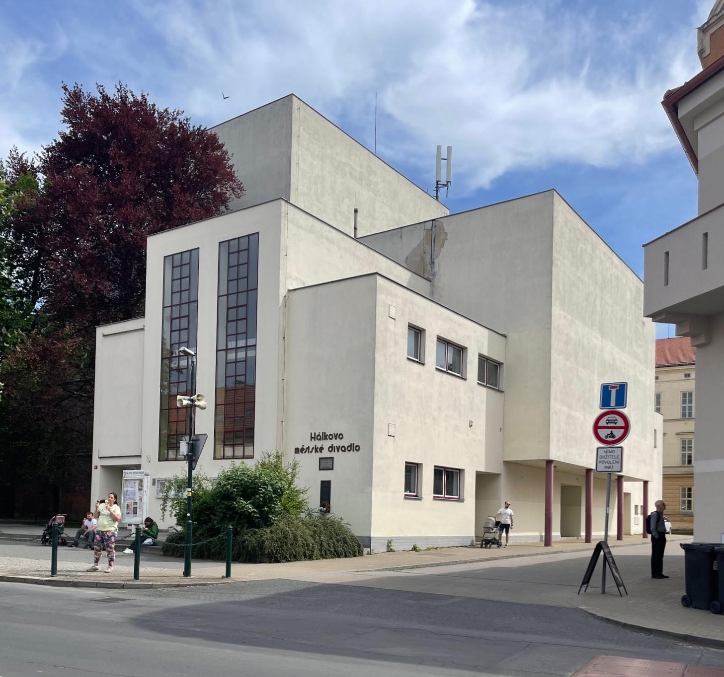 Hálkovo městské divadlo Nymburk foto 6