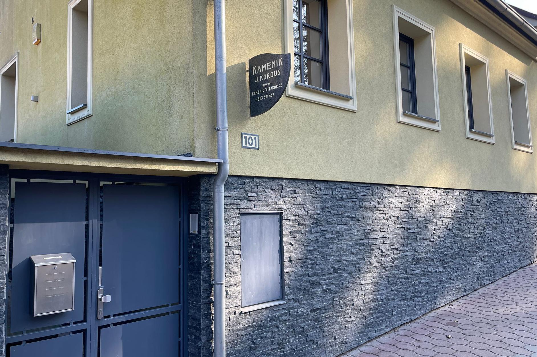 Kameník Jiří Korous - Kamenictví Tábor