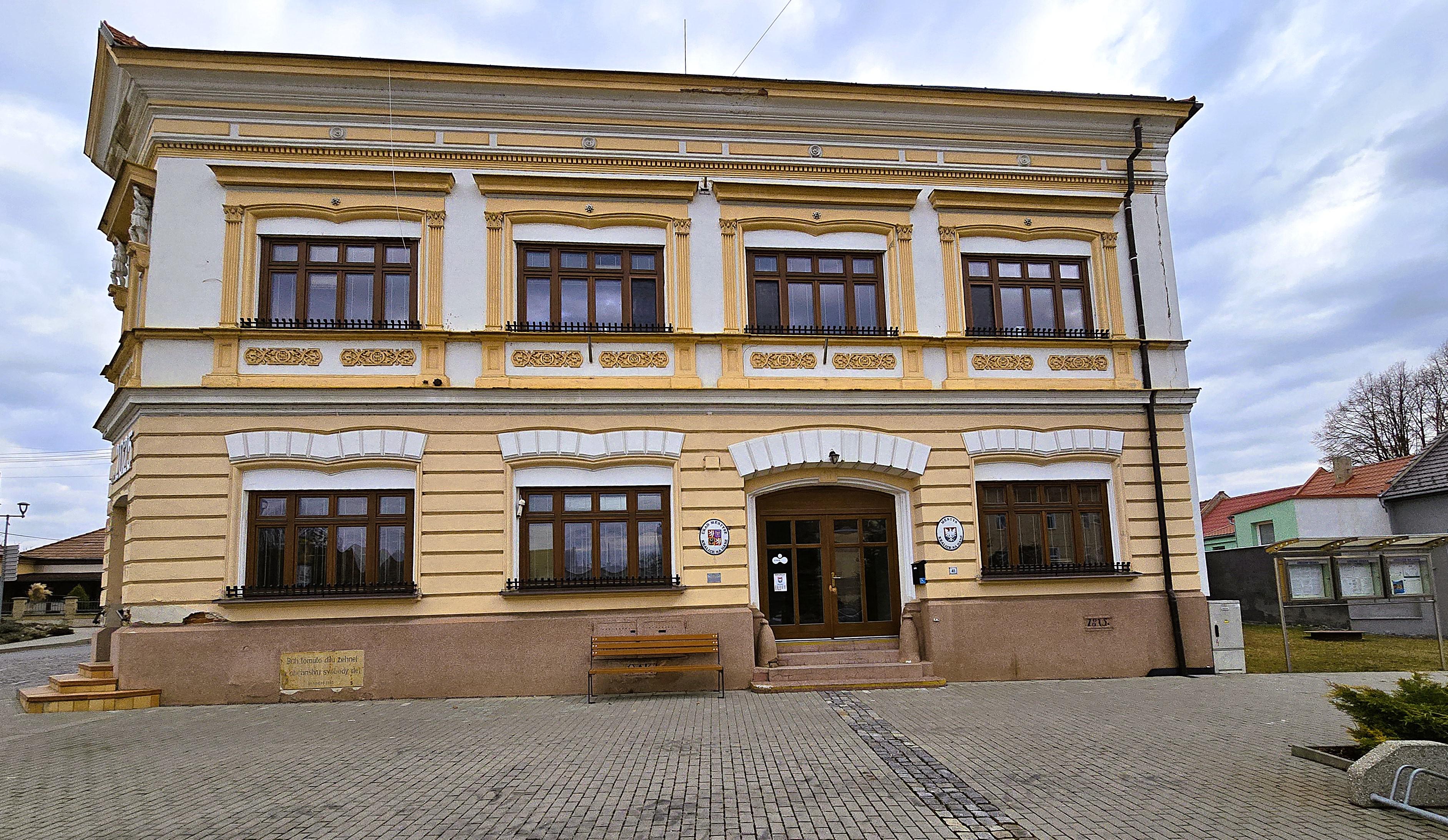 Kralice na Hané - úřad městyse foto 6