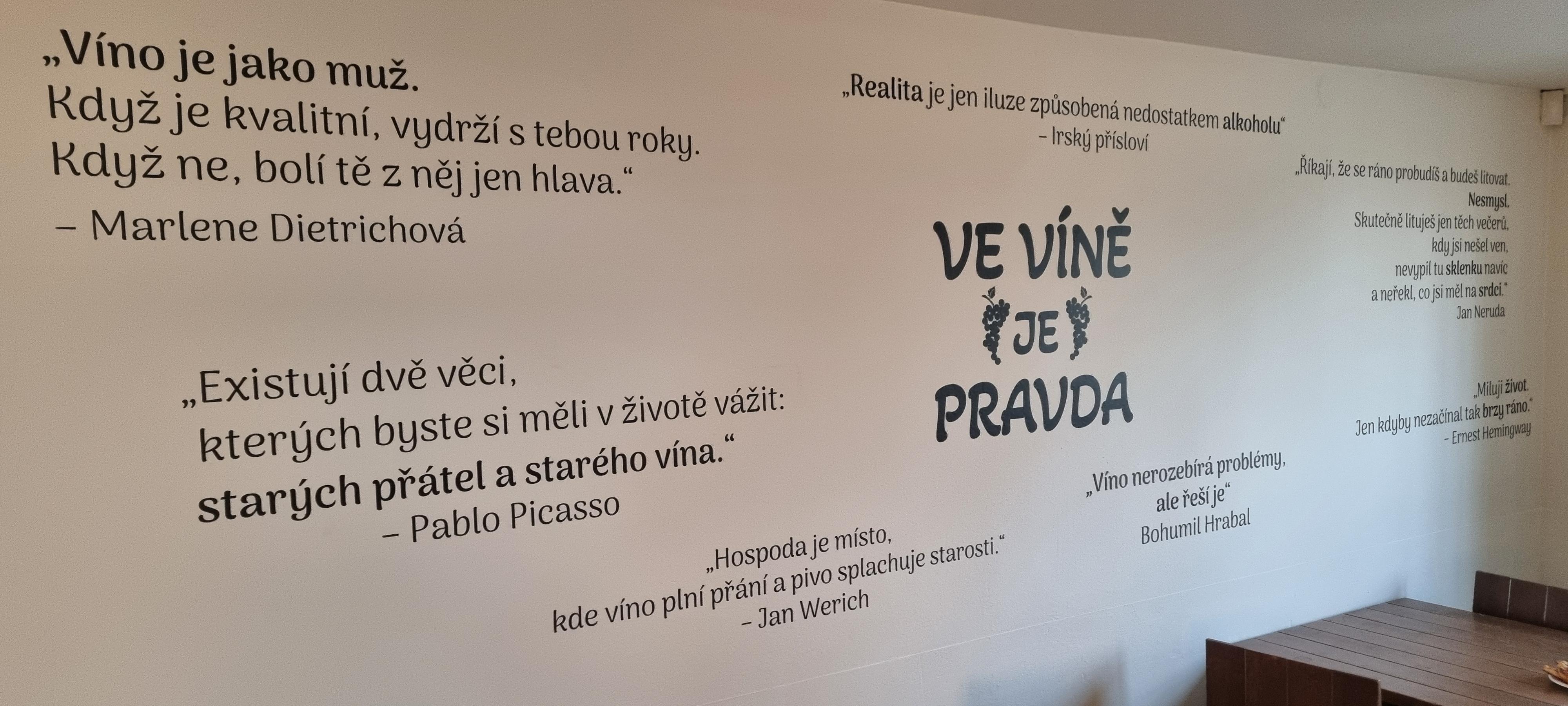 Hospůdka Na hřišti foto 2