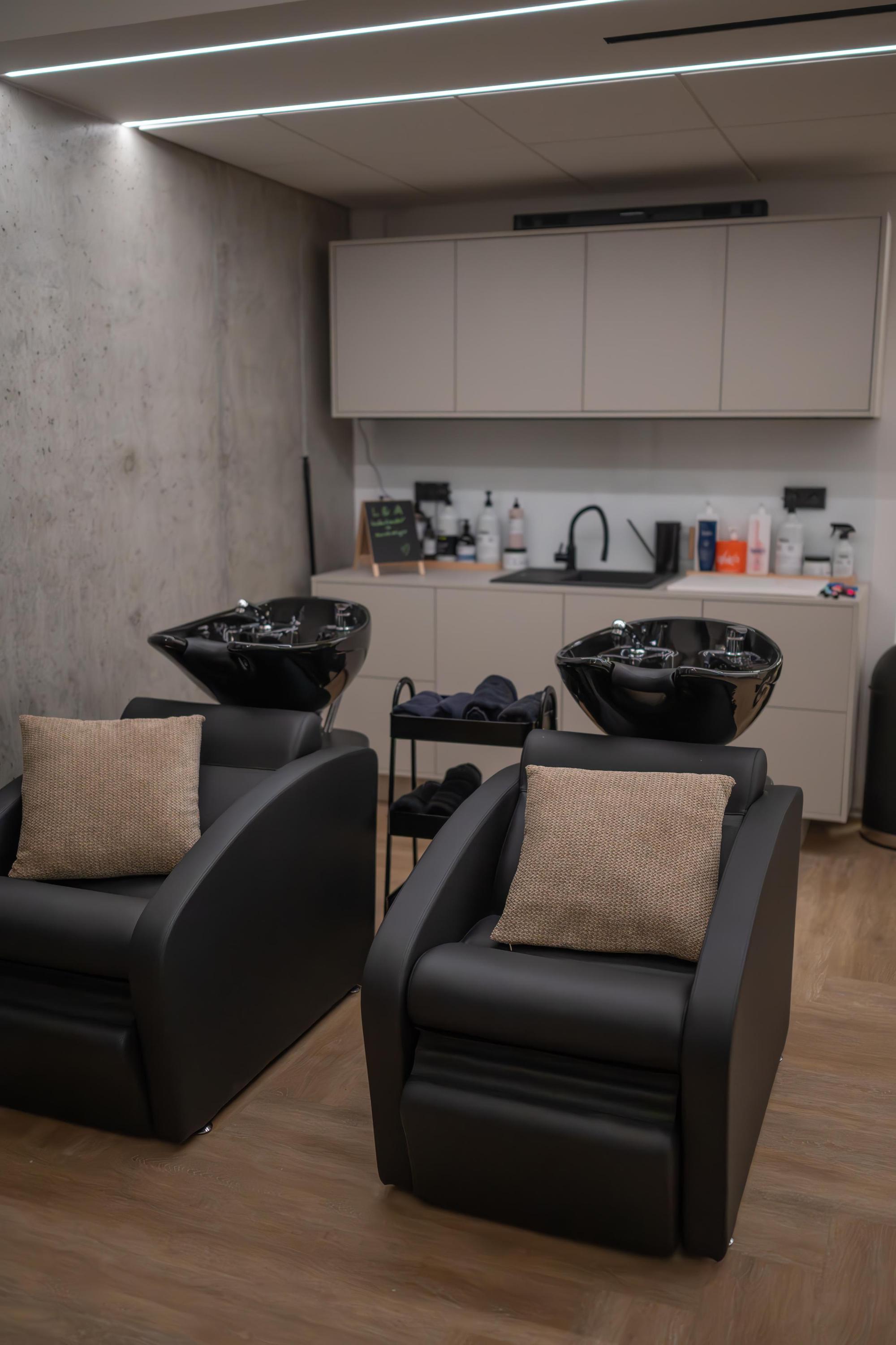 L&A kadeřnictví a trichologie foto 3