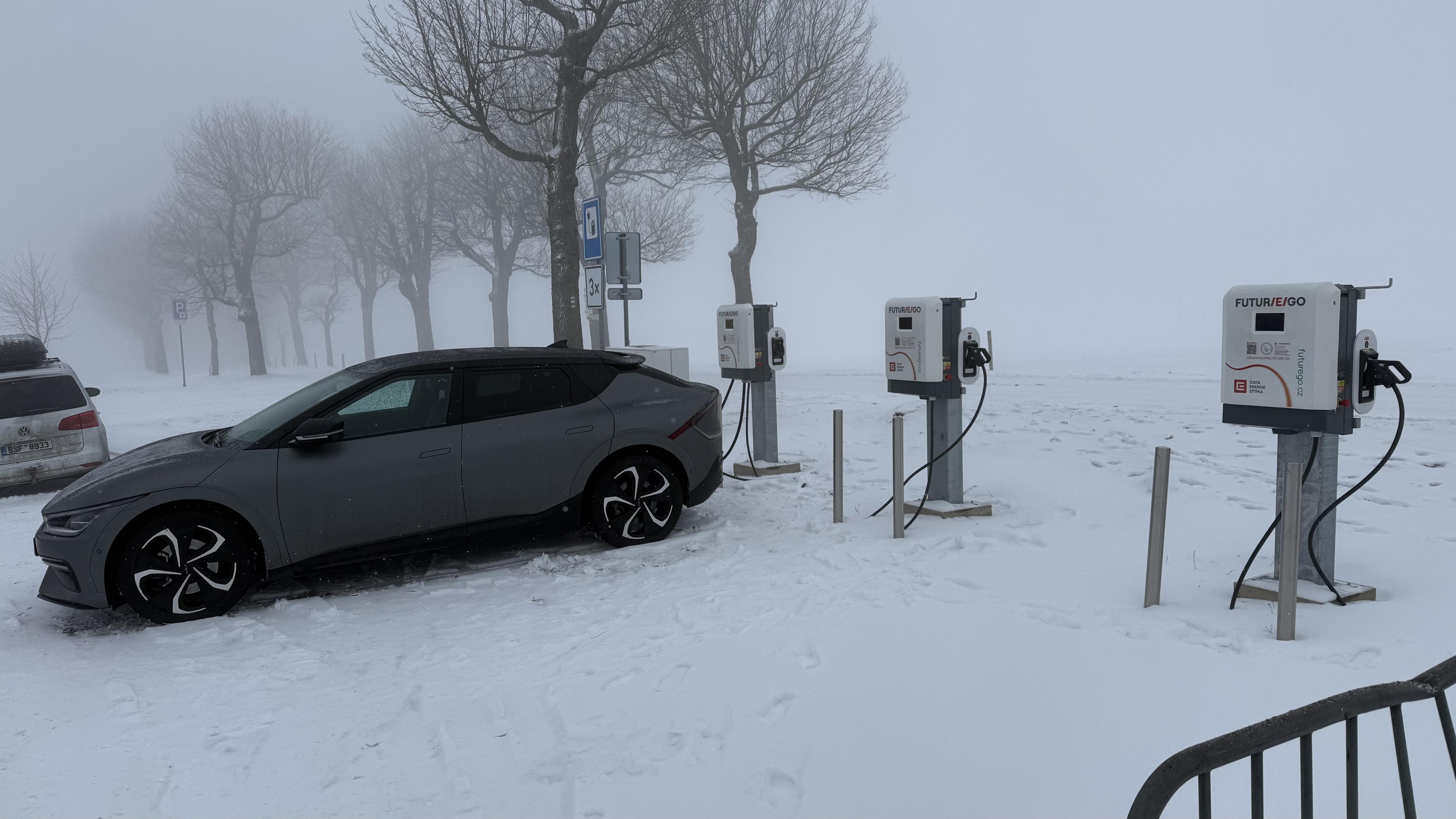 Nabíjecí stanice ČEZ foto 4