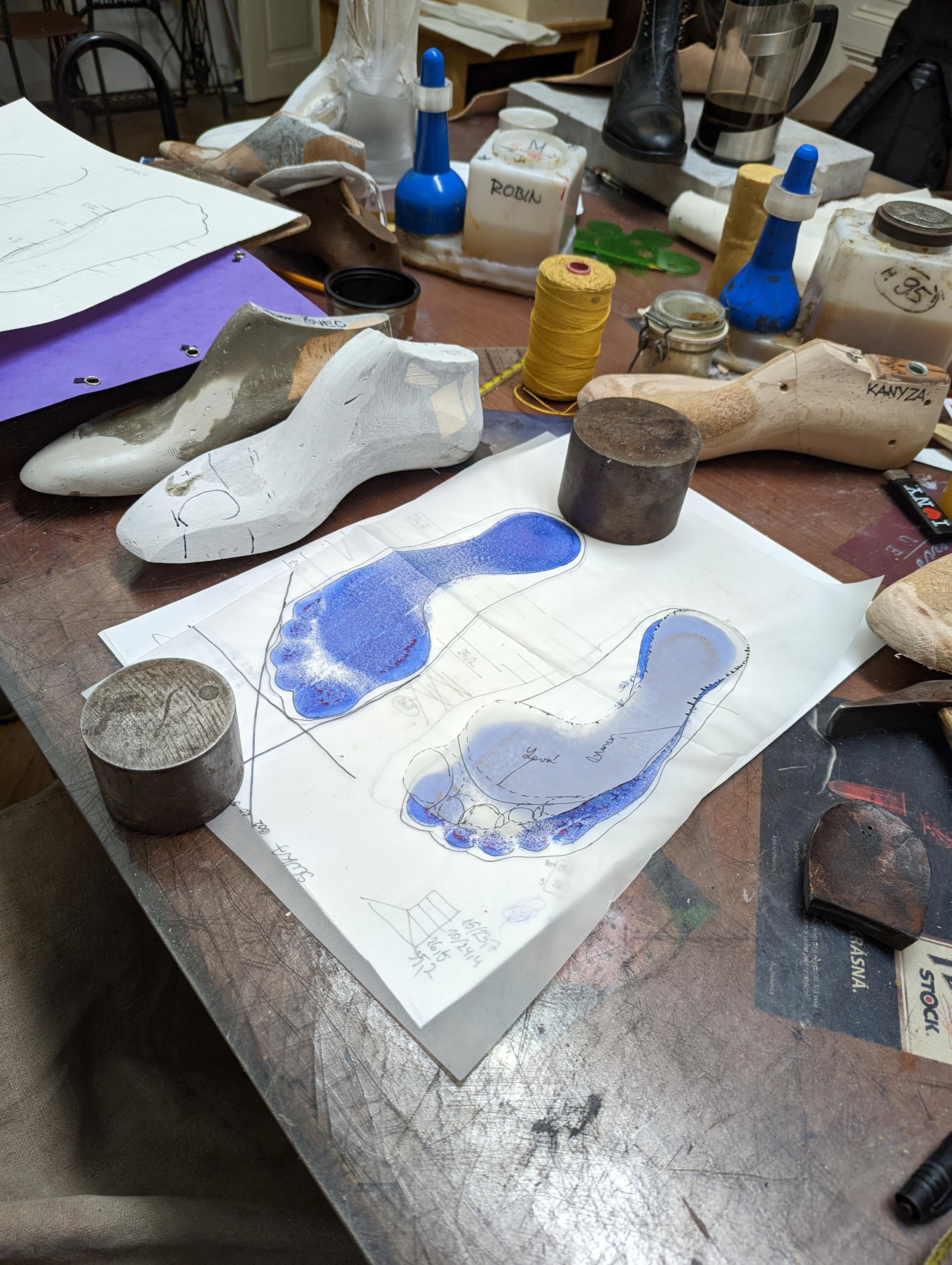 Lawart . salon luxusní obuví foto 5