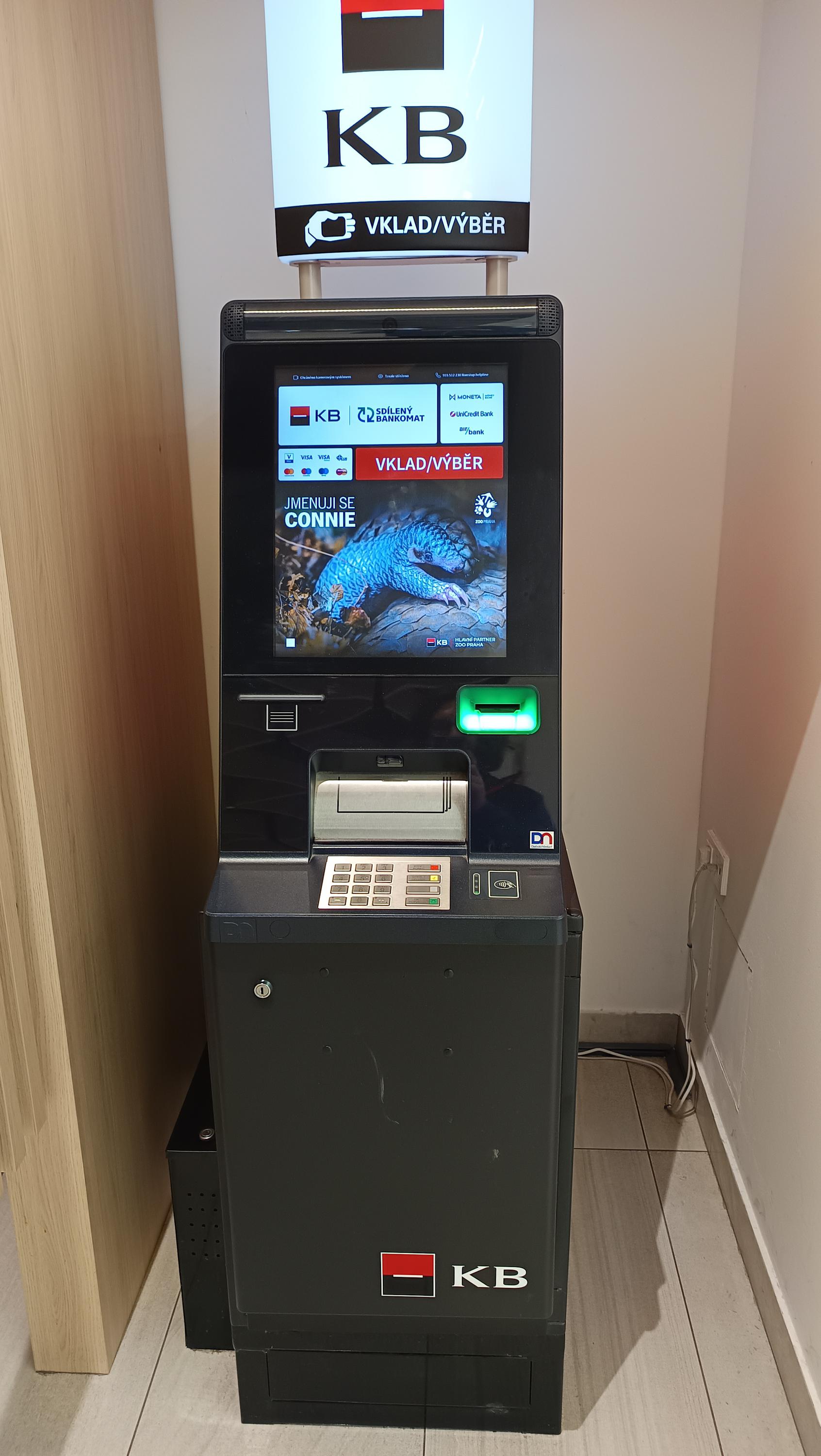 Bankomat Komerční banky foto 2
