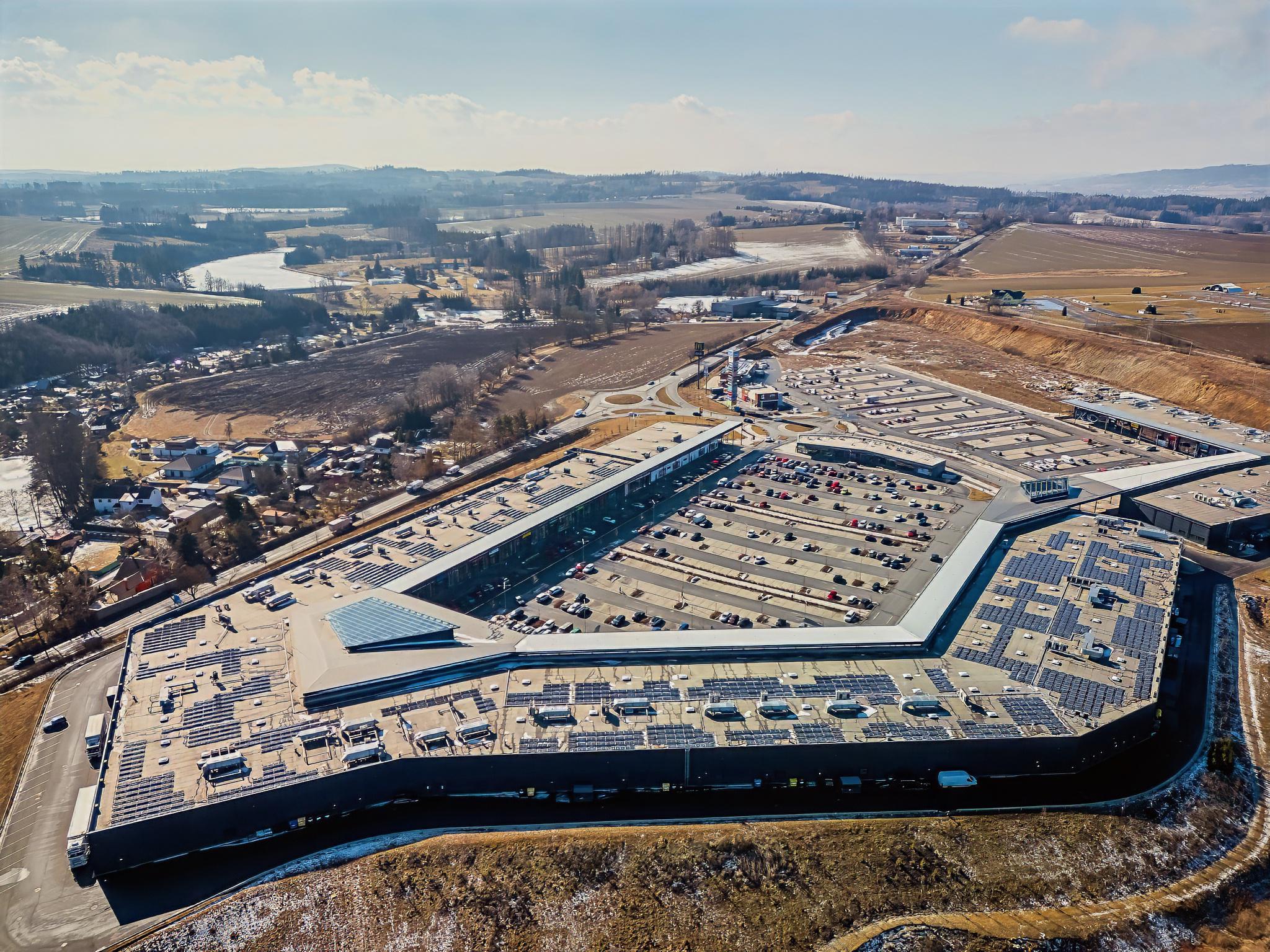 AVENTIN Shopping Jihlava foto 2