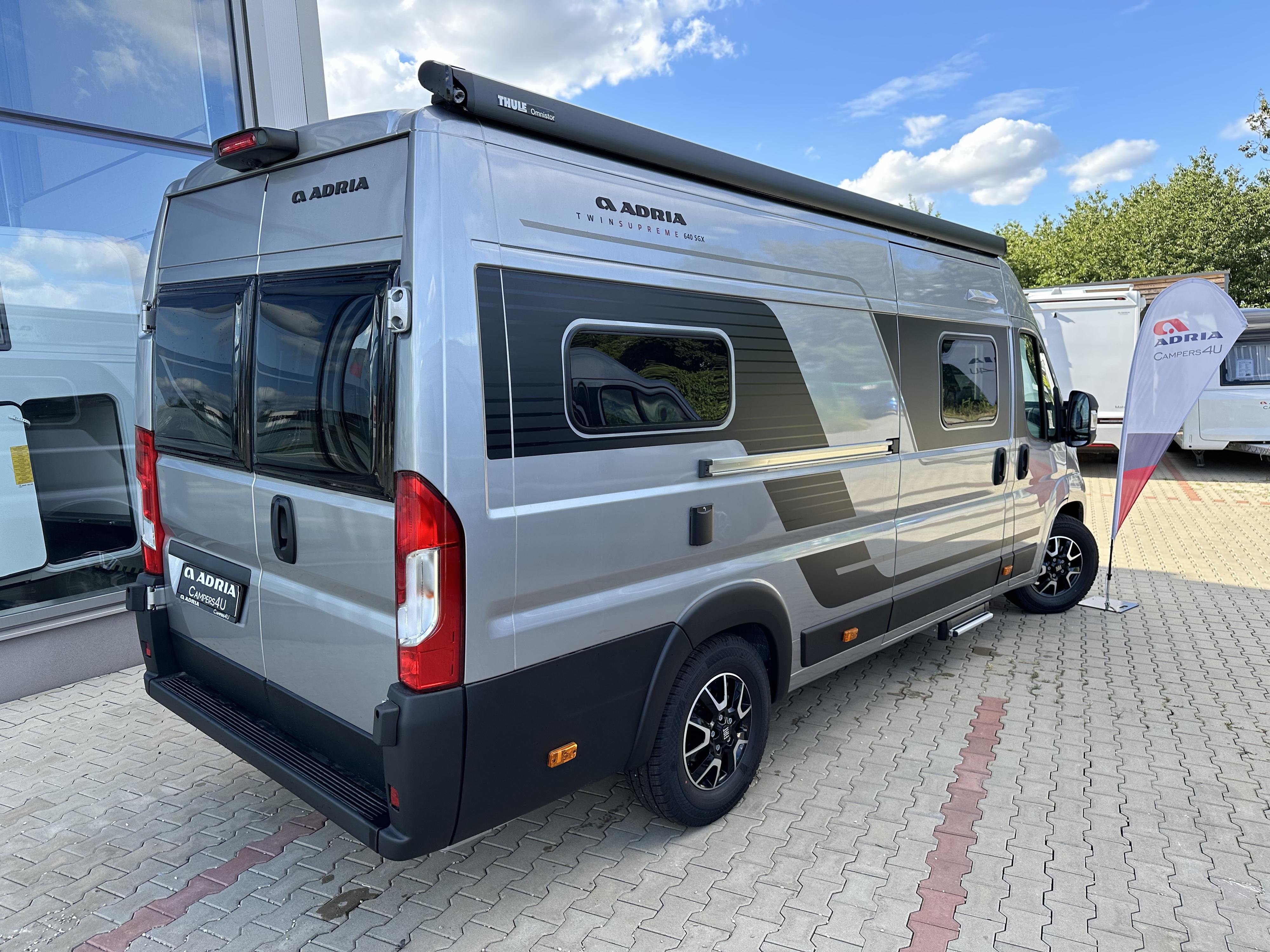 ADRIA karavany Praha - Campers4U foto 4
