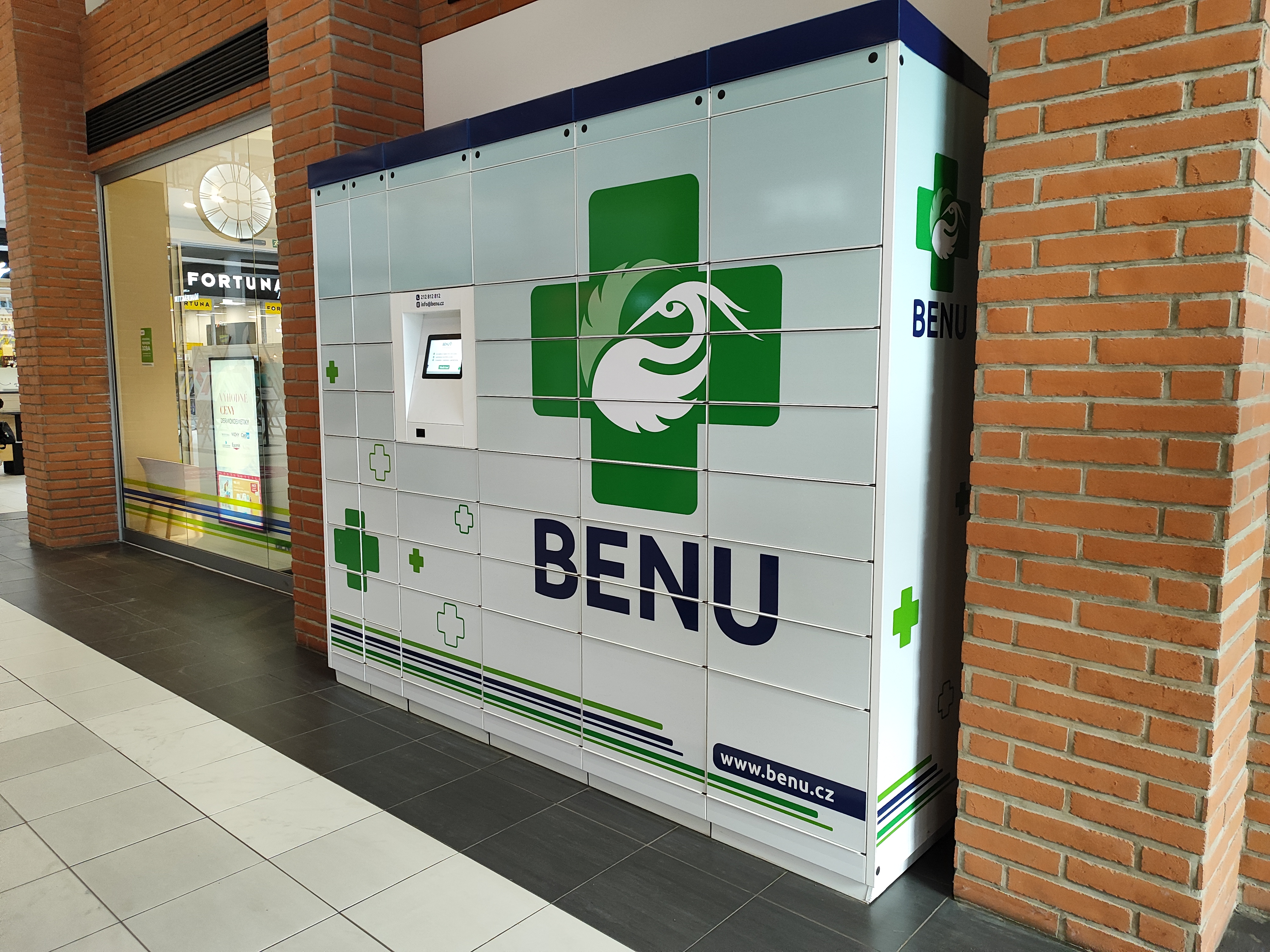BENU - výdejní box foto 2