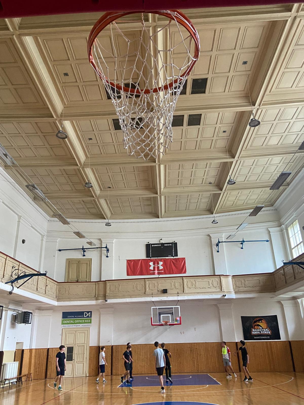 Gymnázium VICTORIA HIGH SCHOOL foto 5