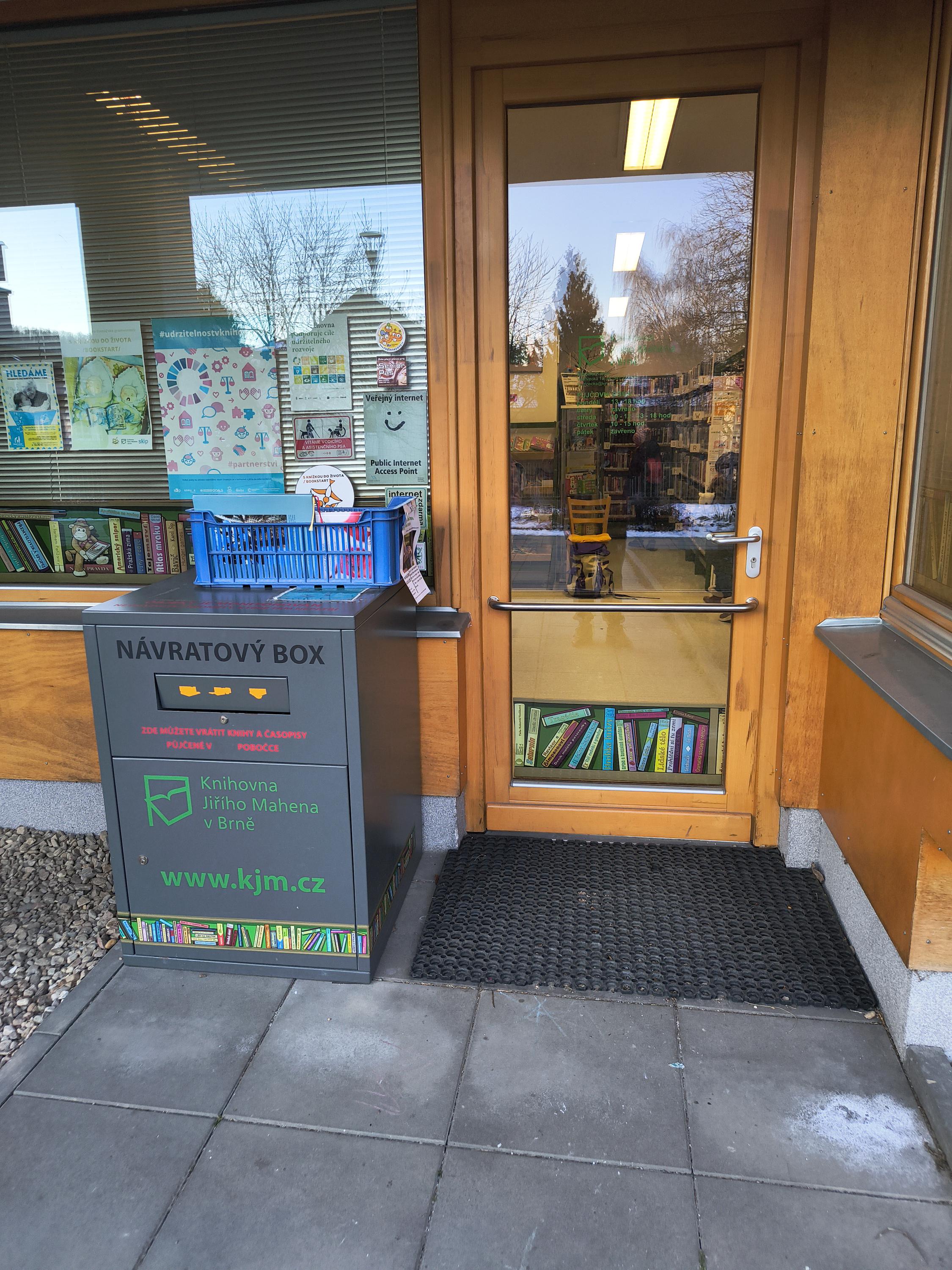 Knihovna Jiřího Mahena v Brně foto 3