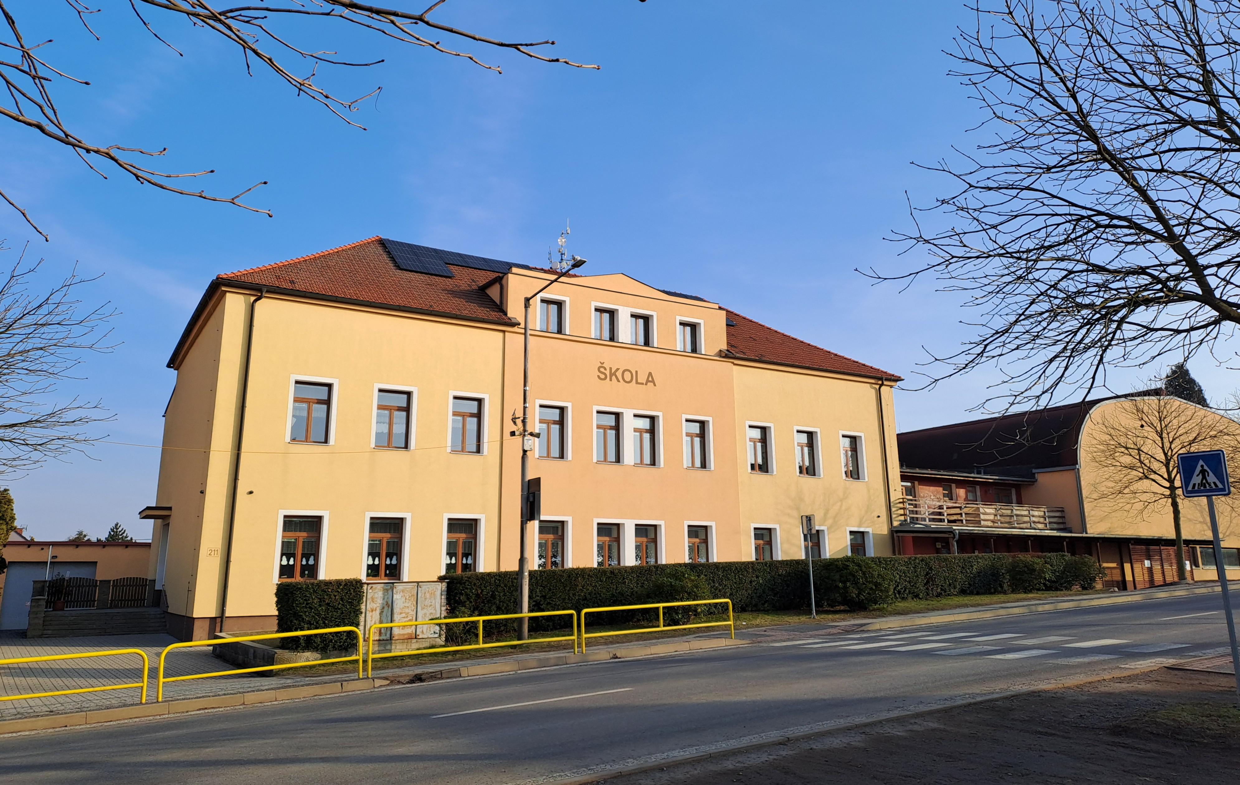 Základní škola Řevničov foto 3