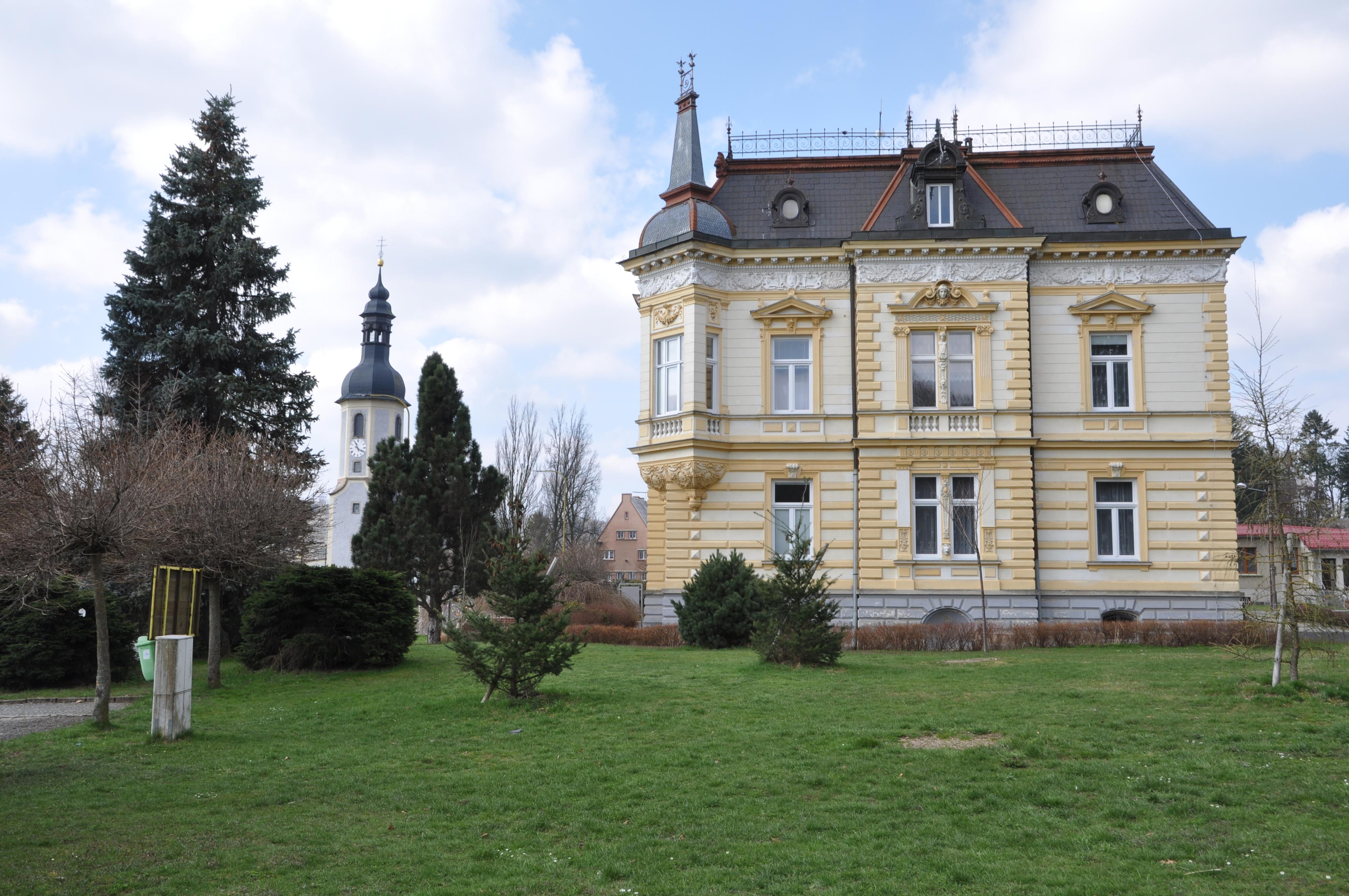 Velký Šenov - městský úřad foto 6