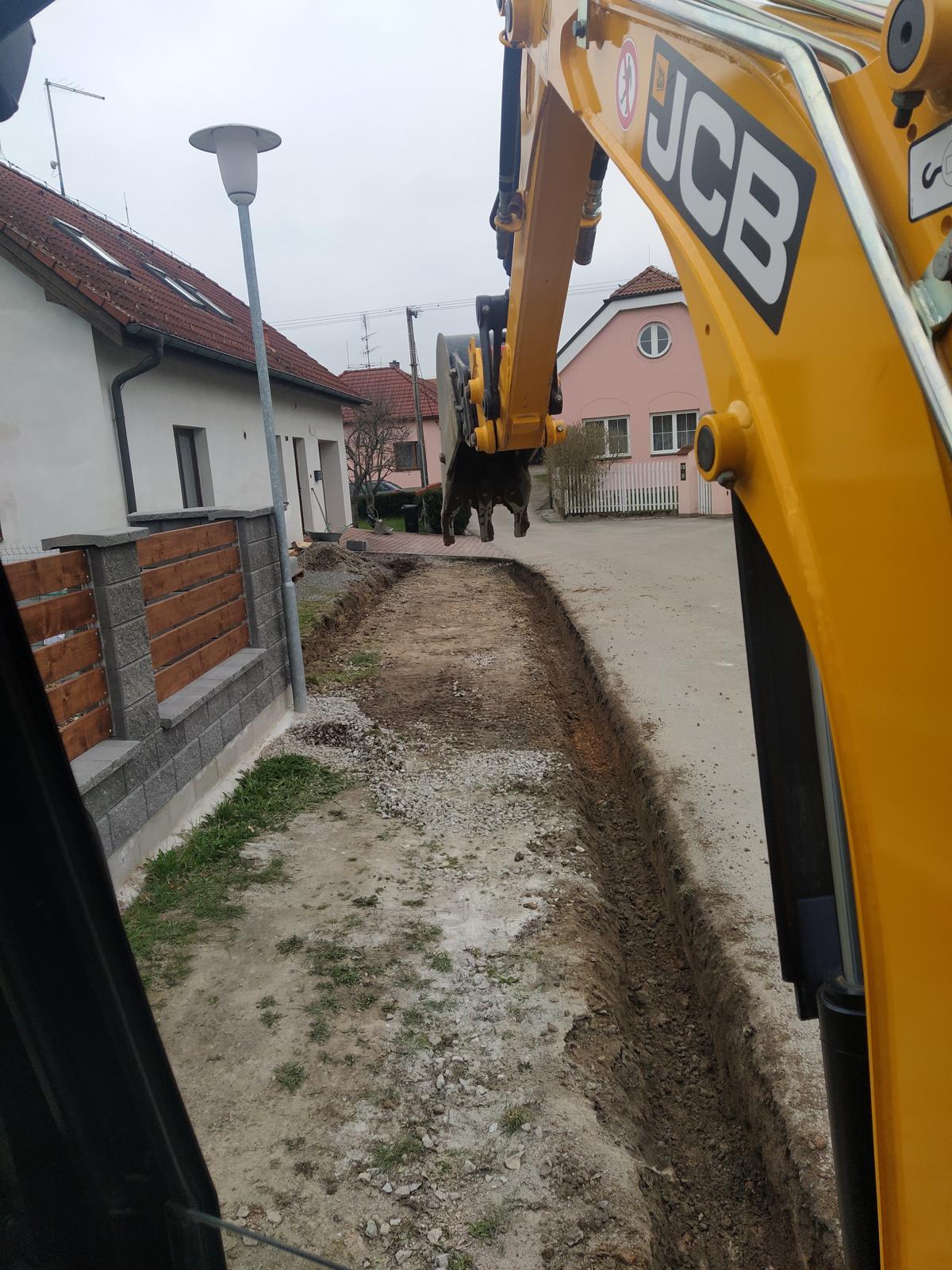 Zemní práce KUBEŠ foto 4