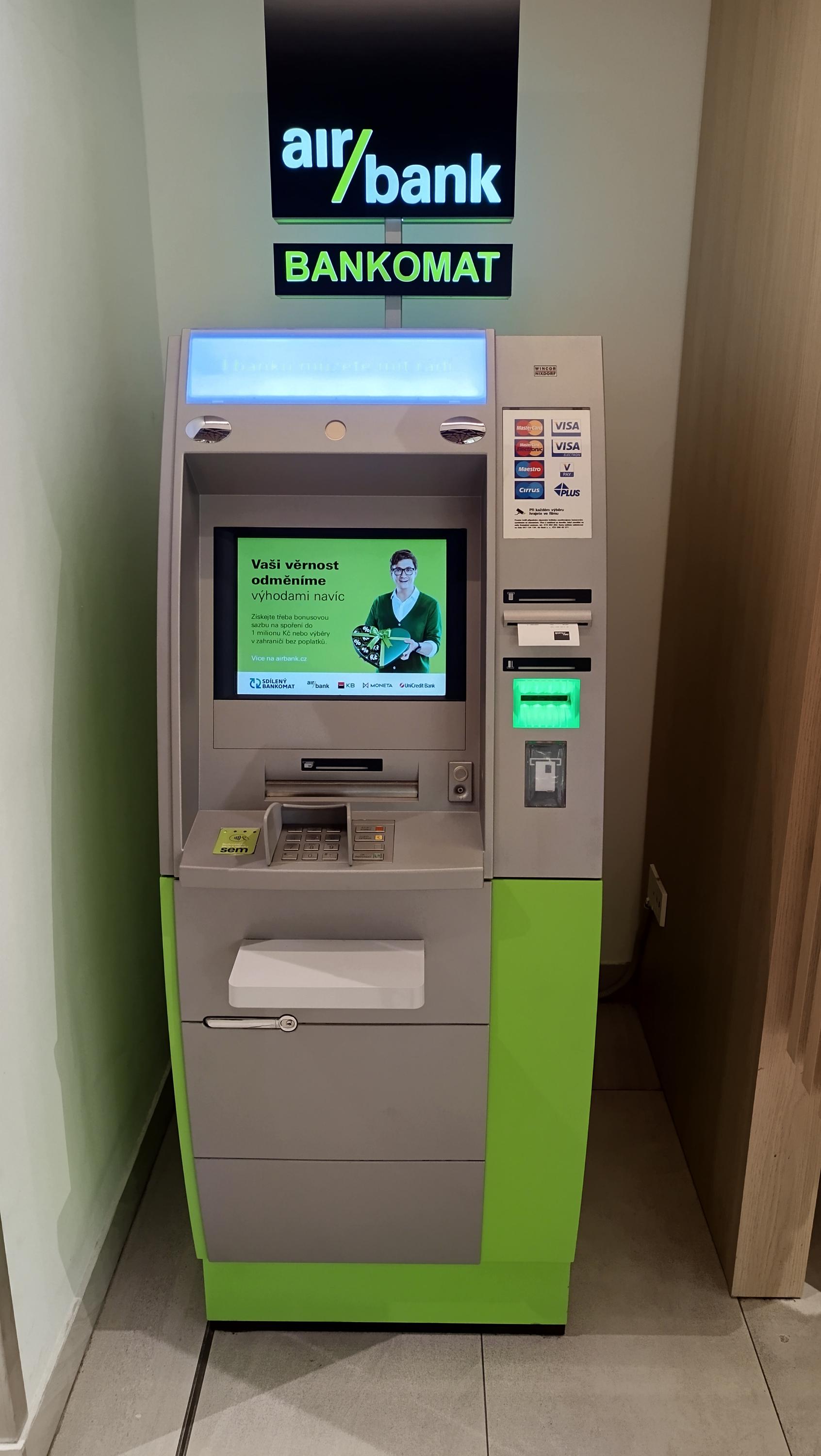 Bankomat Air Bank foto 2