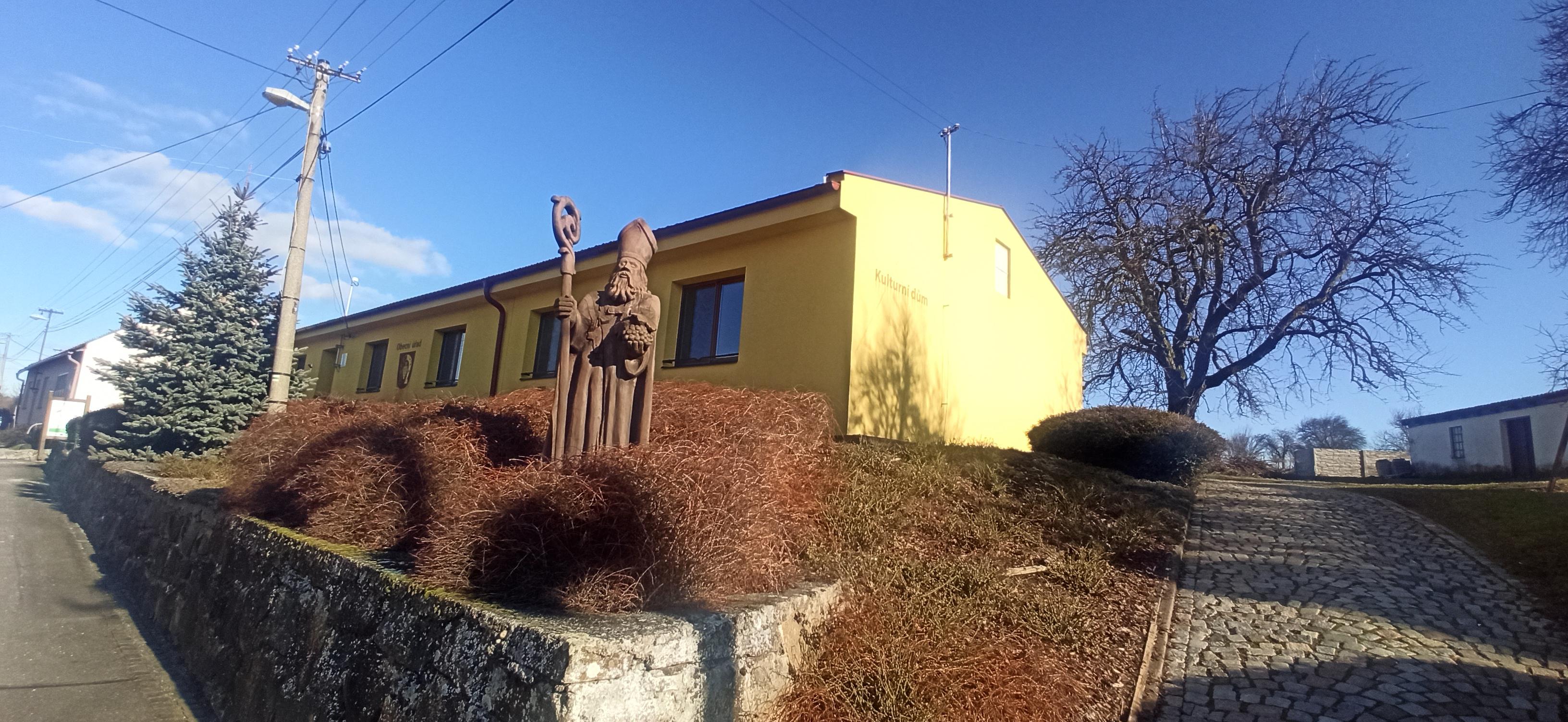 Hostějov - obecní úřad foto 3