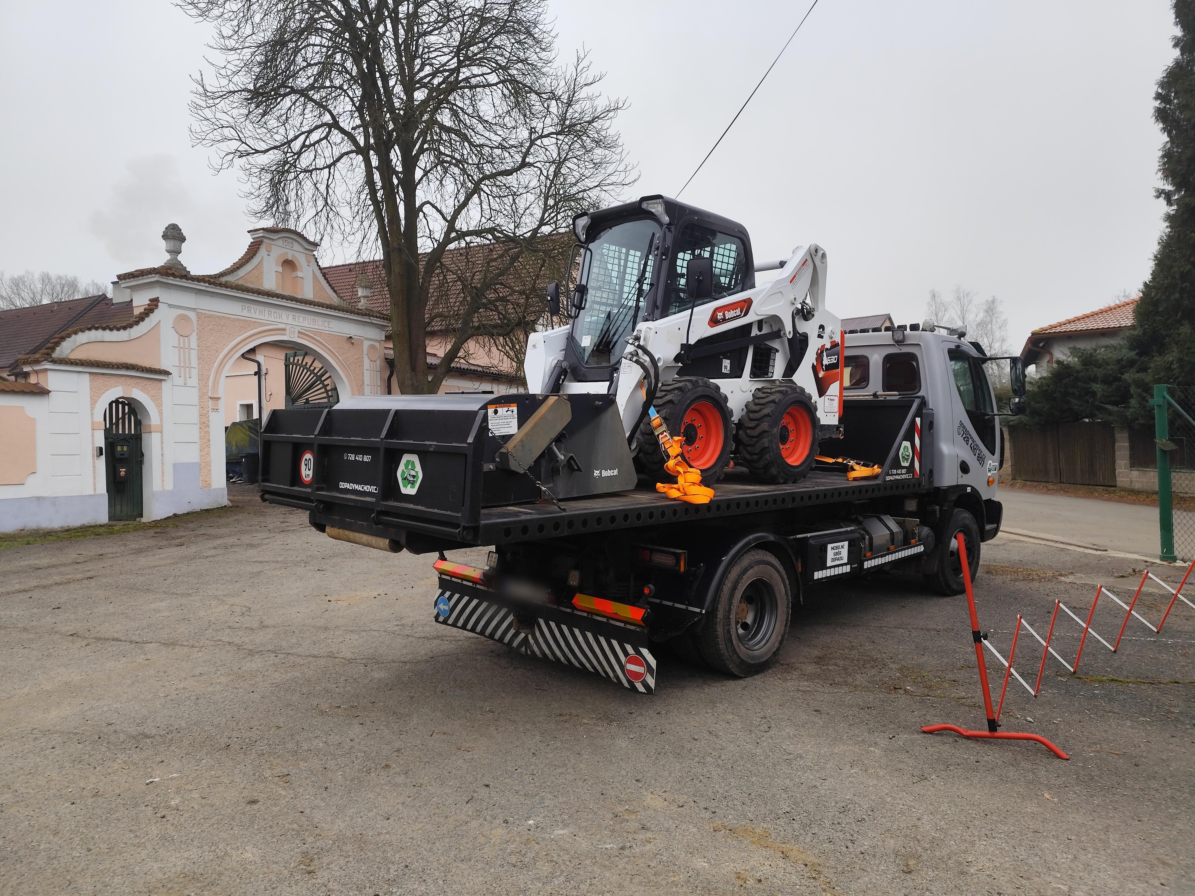 Kontejnery a odvoz odpadu Dušan Machovič foto 4