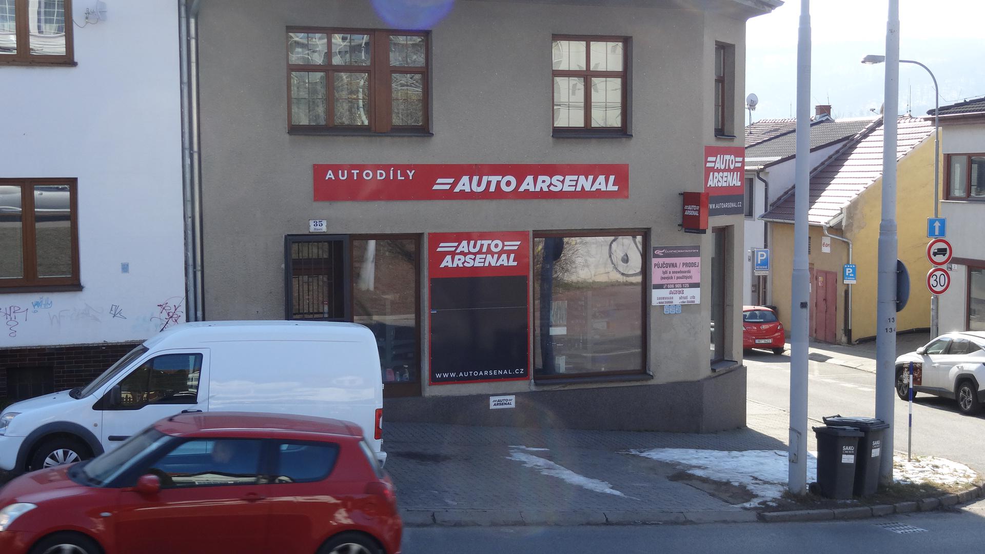 Auto Arsenal foto 3