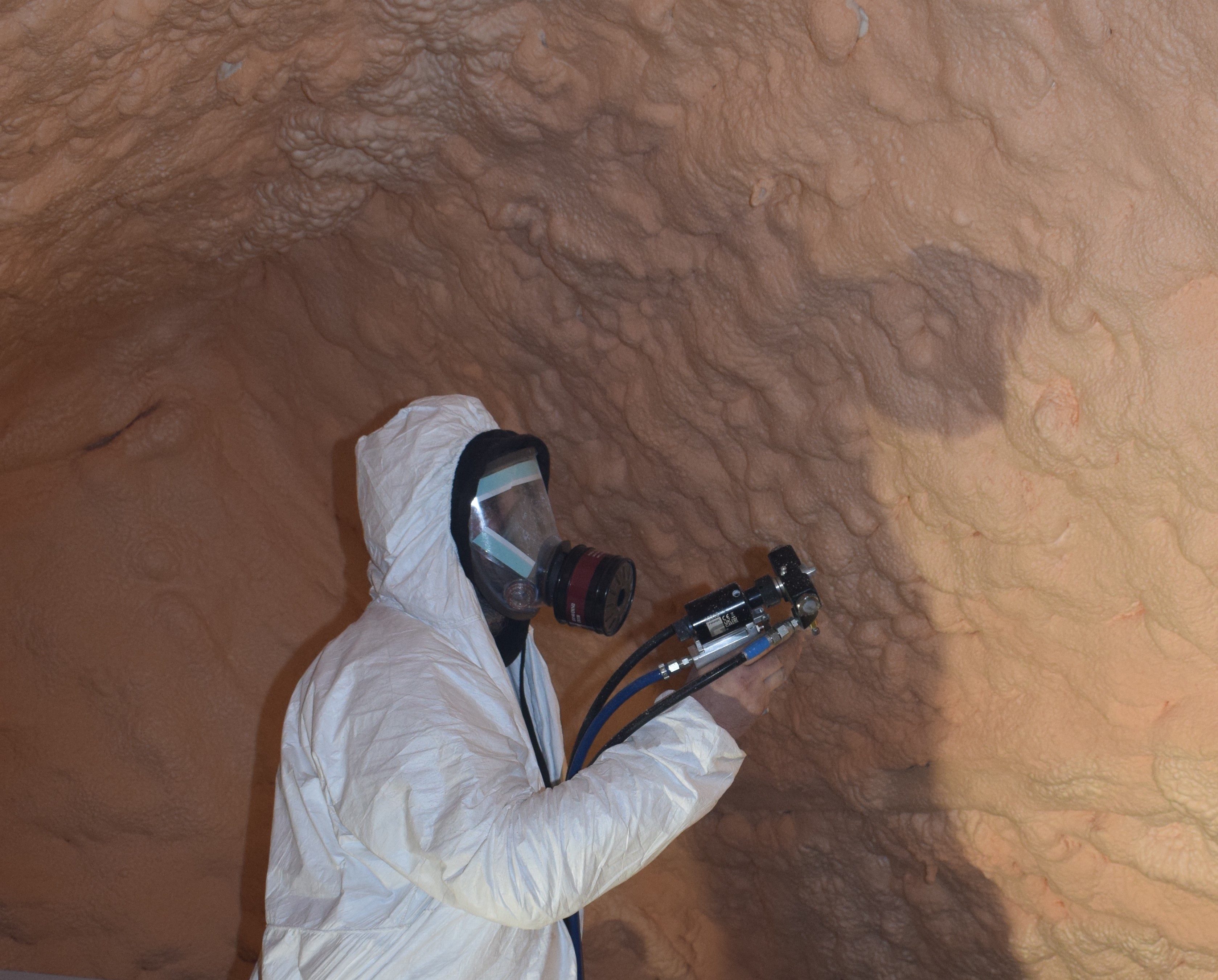 Foukaná a stříkaná izolace MelMar s.r.o. foto 4