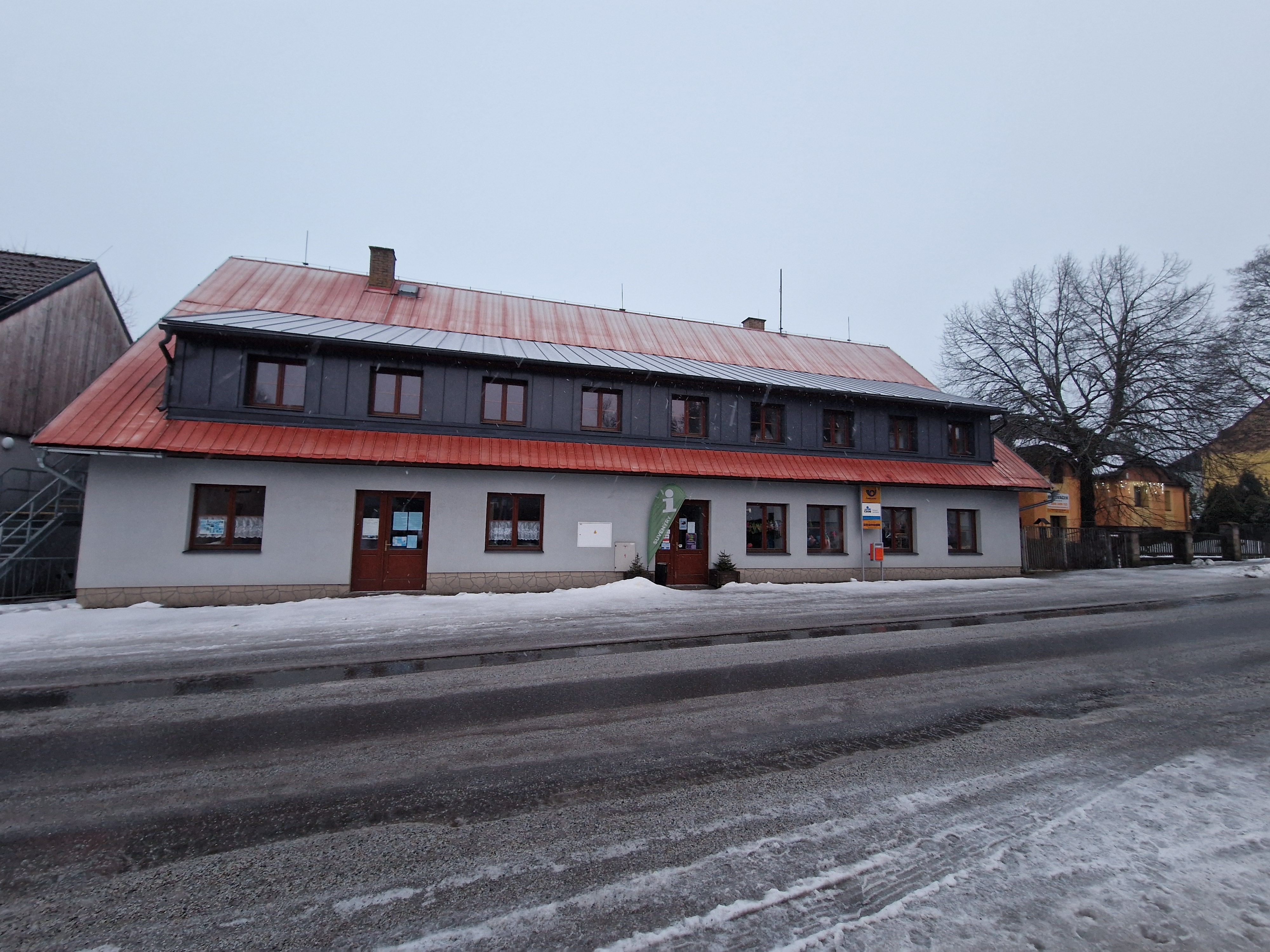 Informační centrum a Pošta partner Borová Lada foto 6