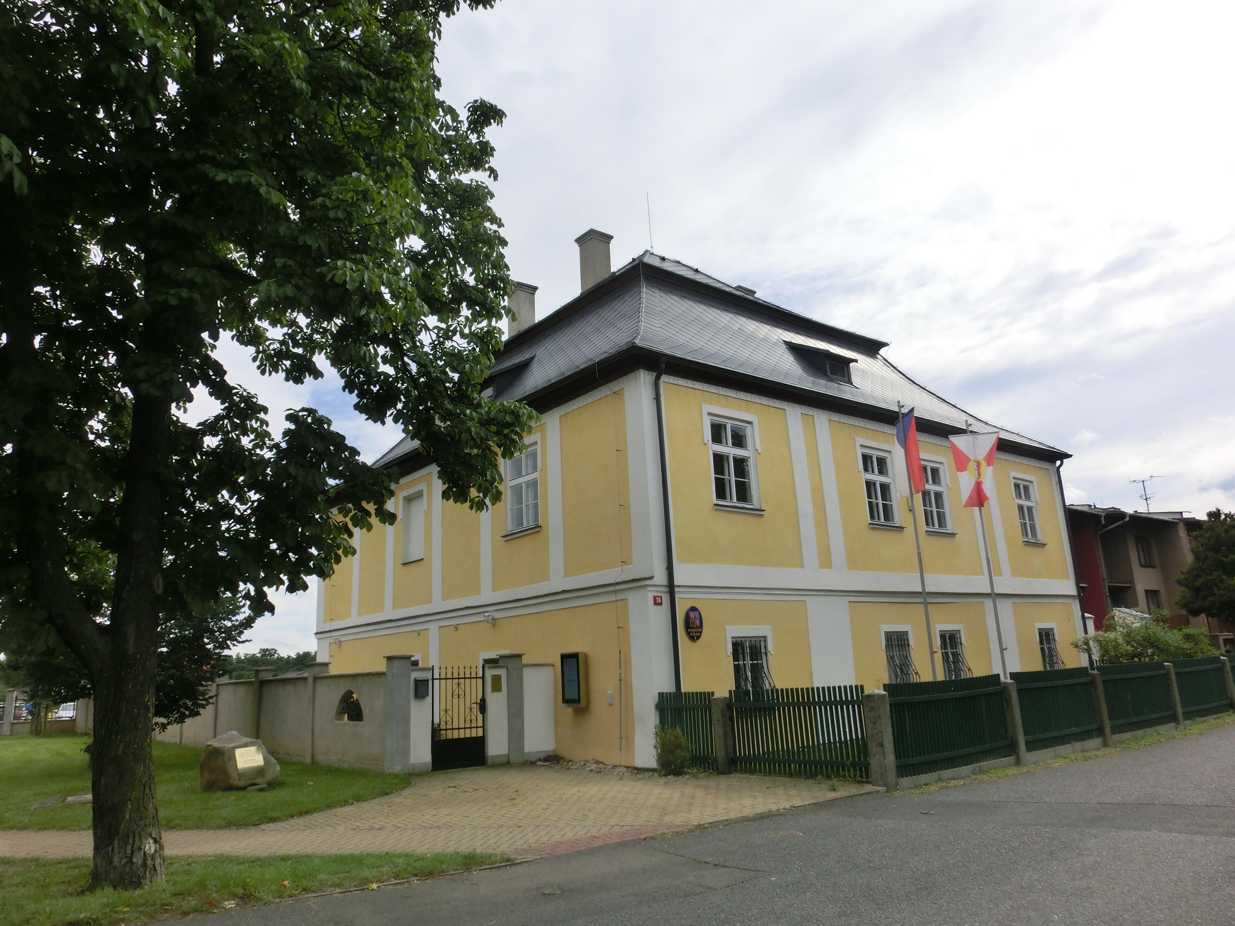 Nové Sedlo - obecní úřad