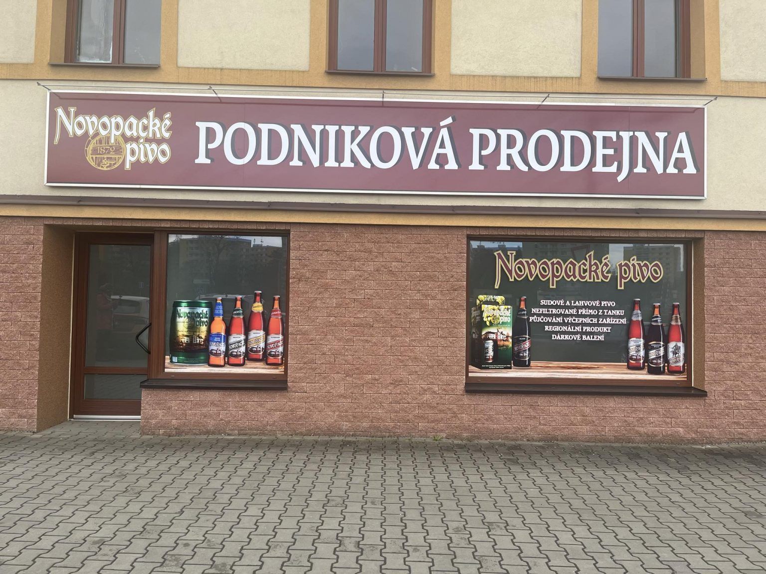 Podniková prodejna Pivovar Nová Paka foto 1