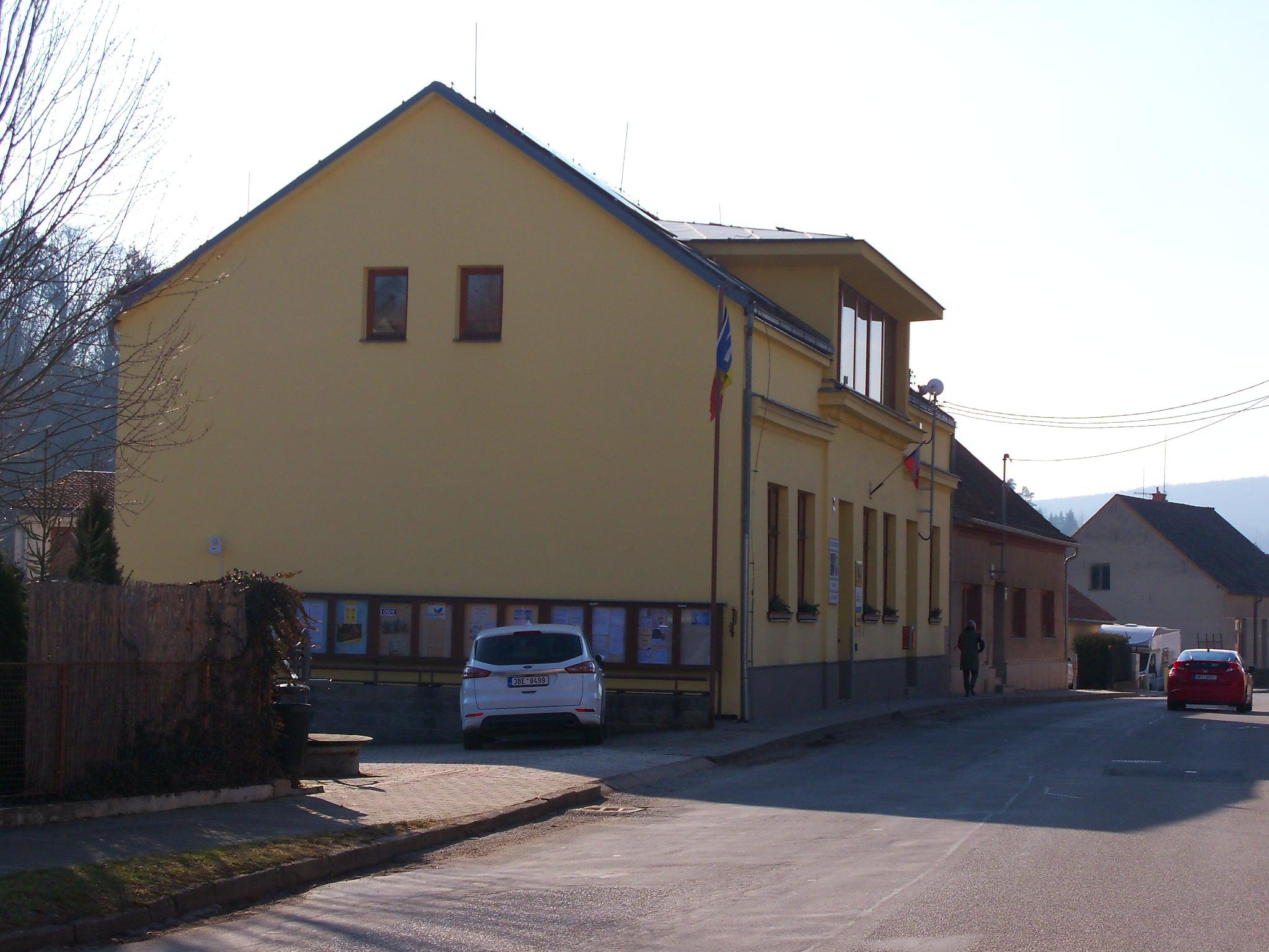 Lelekovice - Obecní úřad foto 4