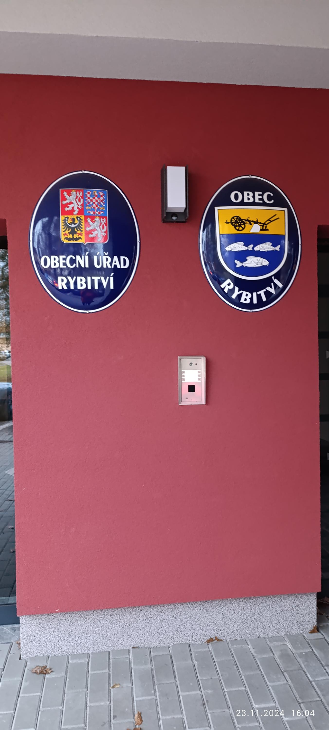 Obec Rybitví foto 3