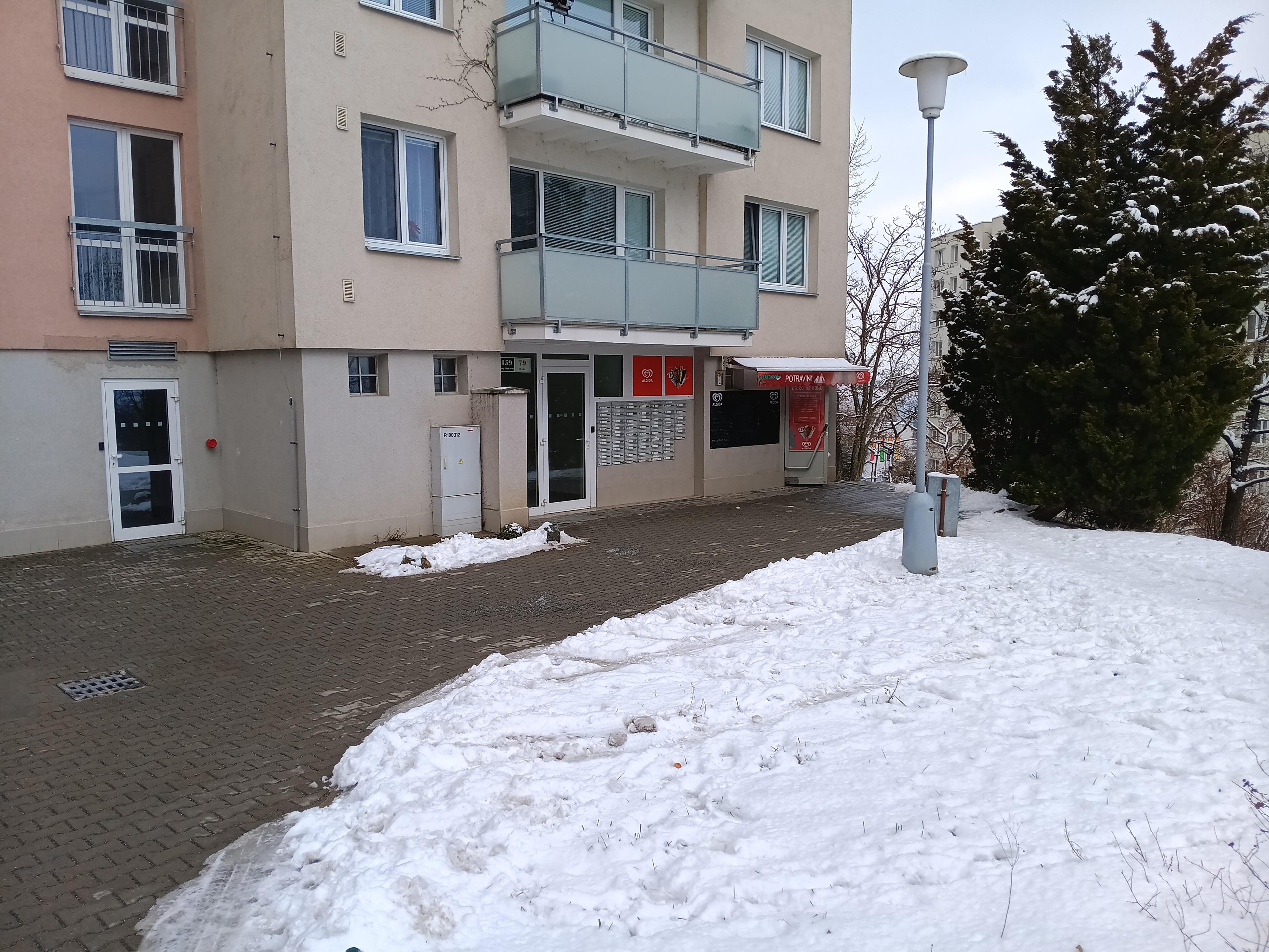 Céčko na rohu foto 1