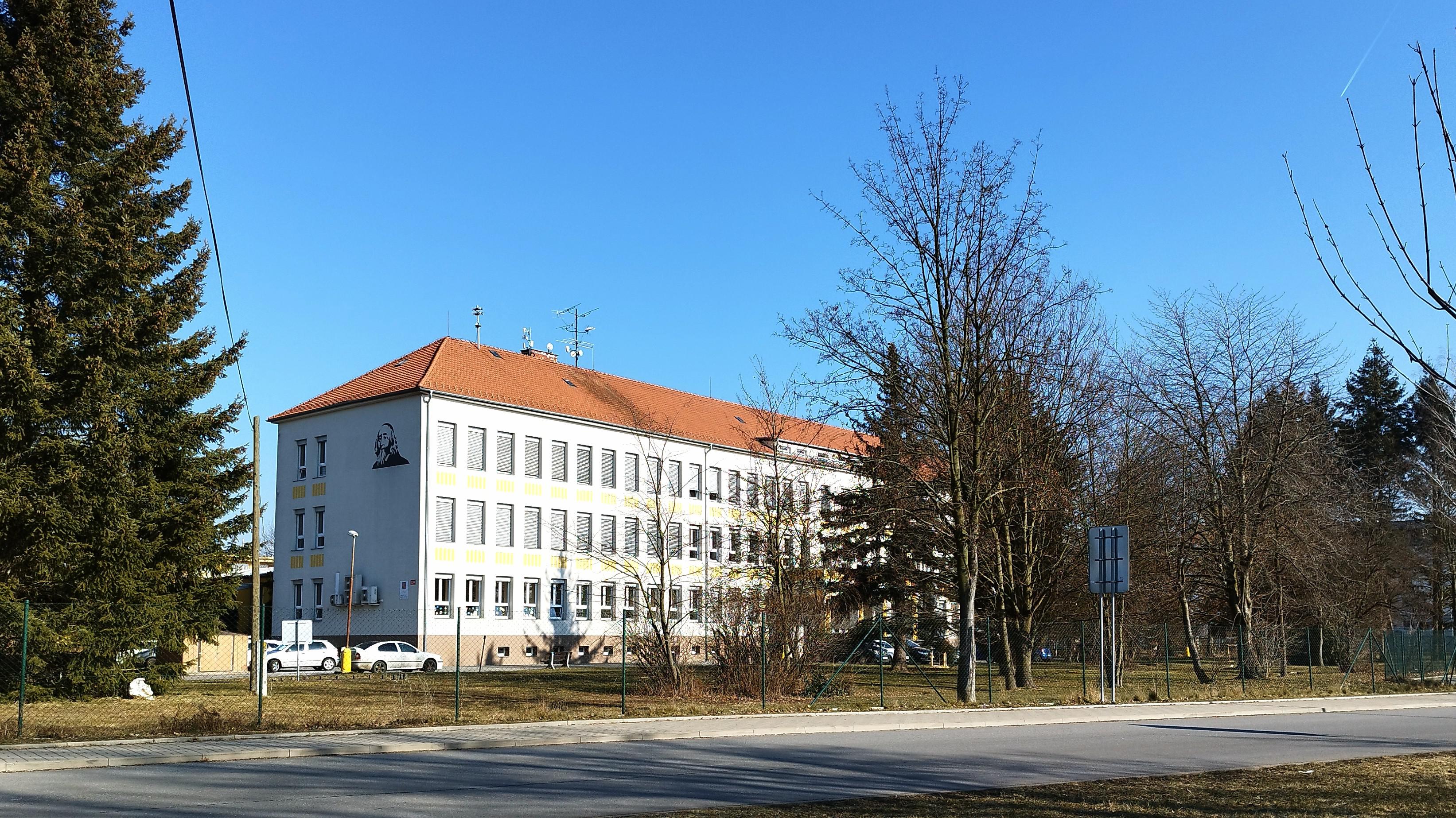 ZŠ Pardubice-Ohrazenice foto 2