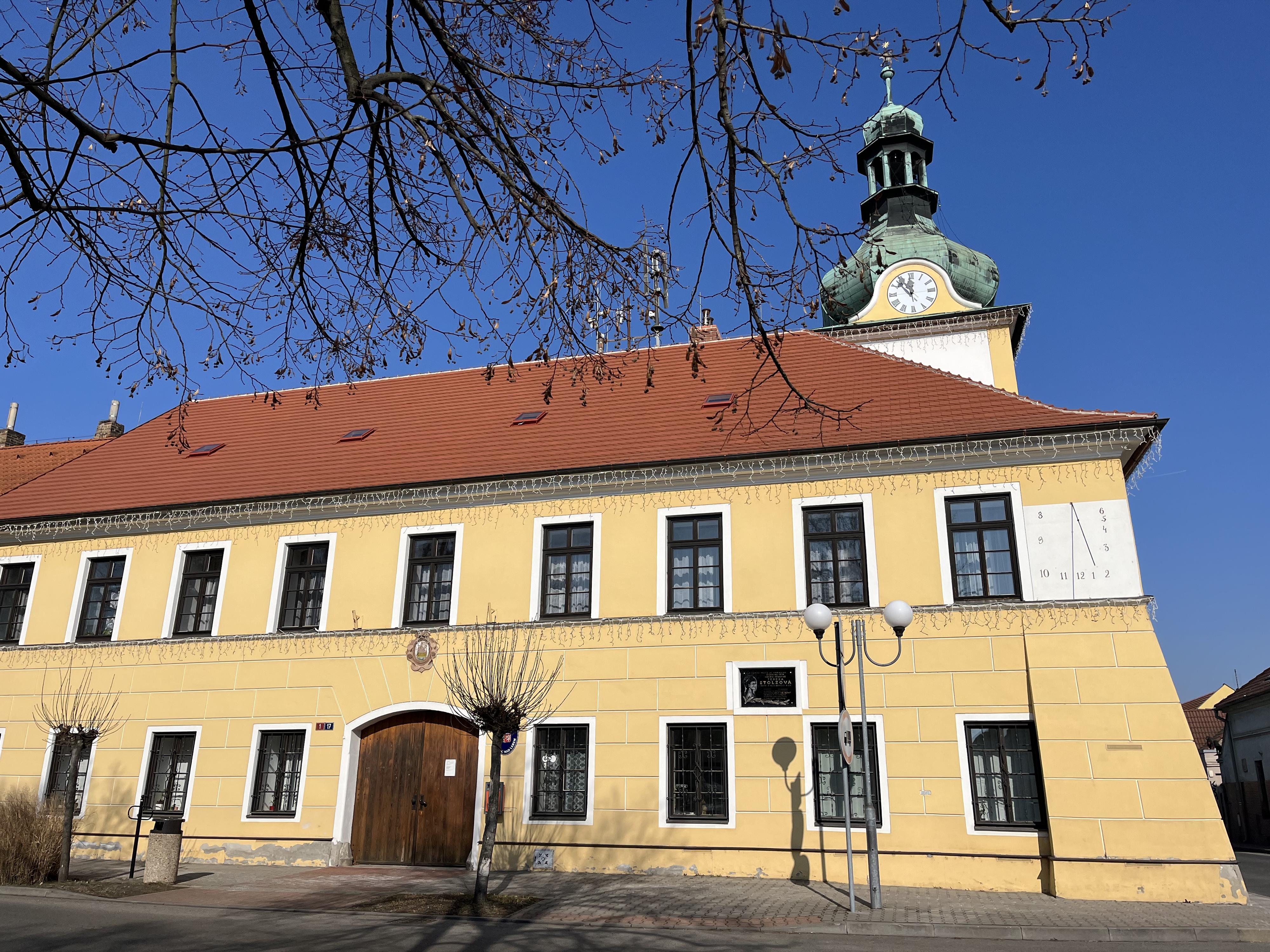 Kostelec nad Labem - městský úřad foto 5