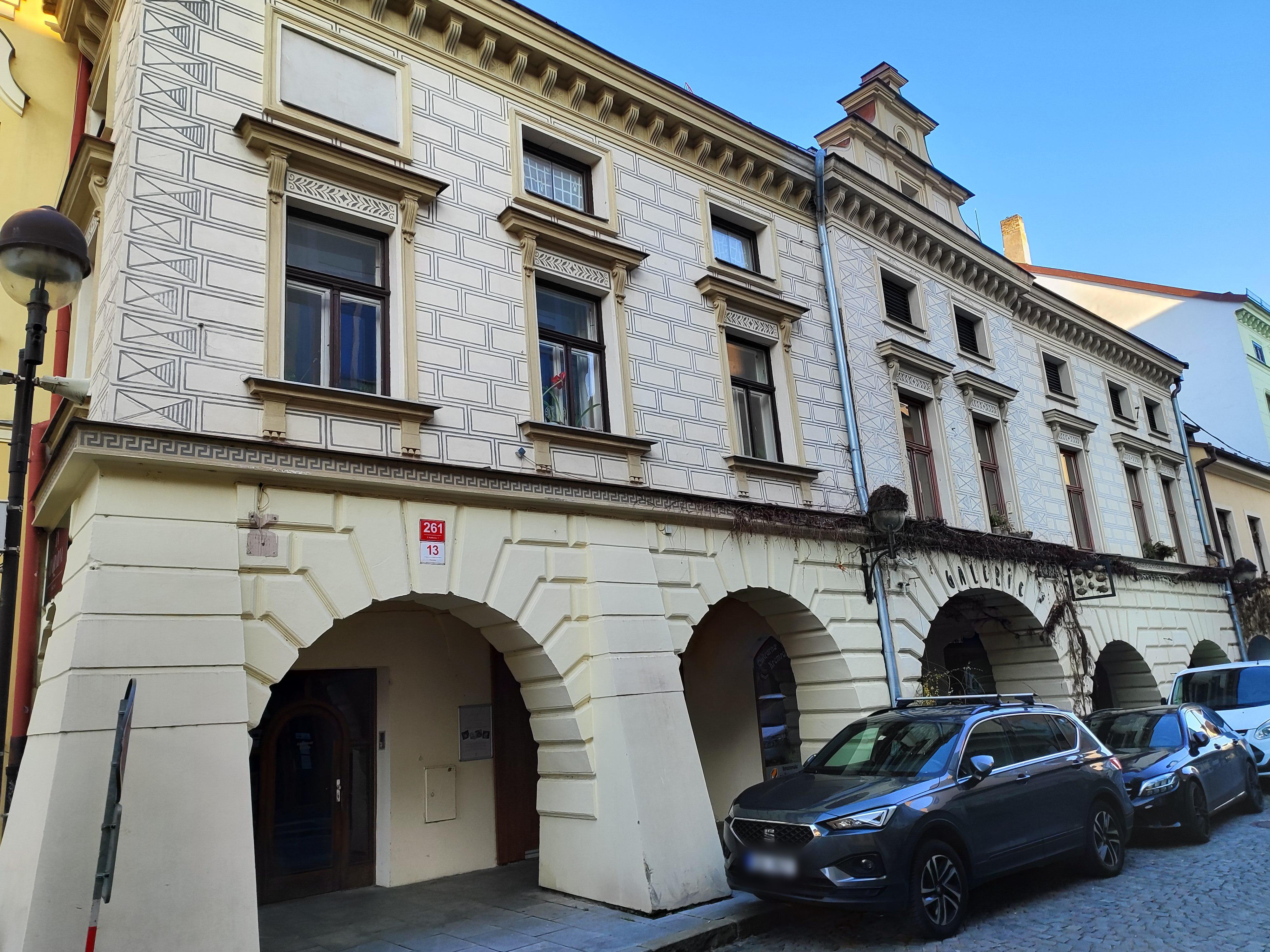 La cukrárna. Sněz mě foto 2