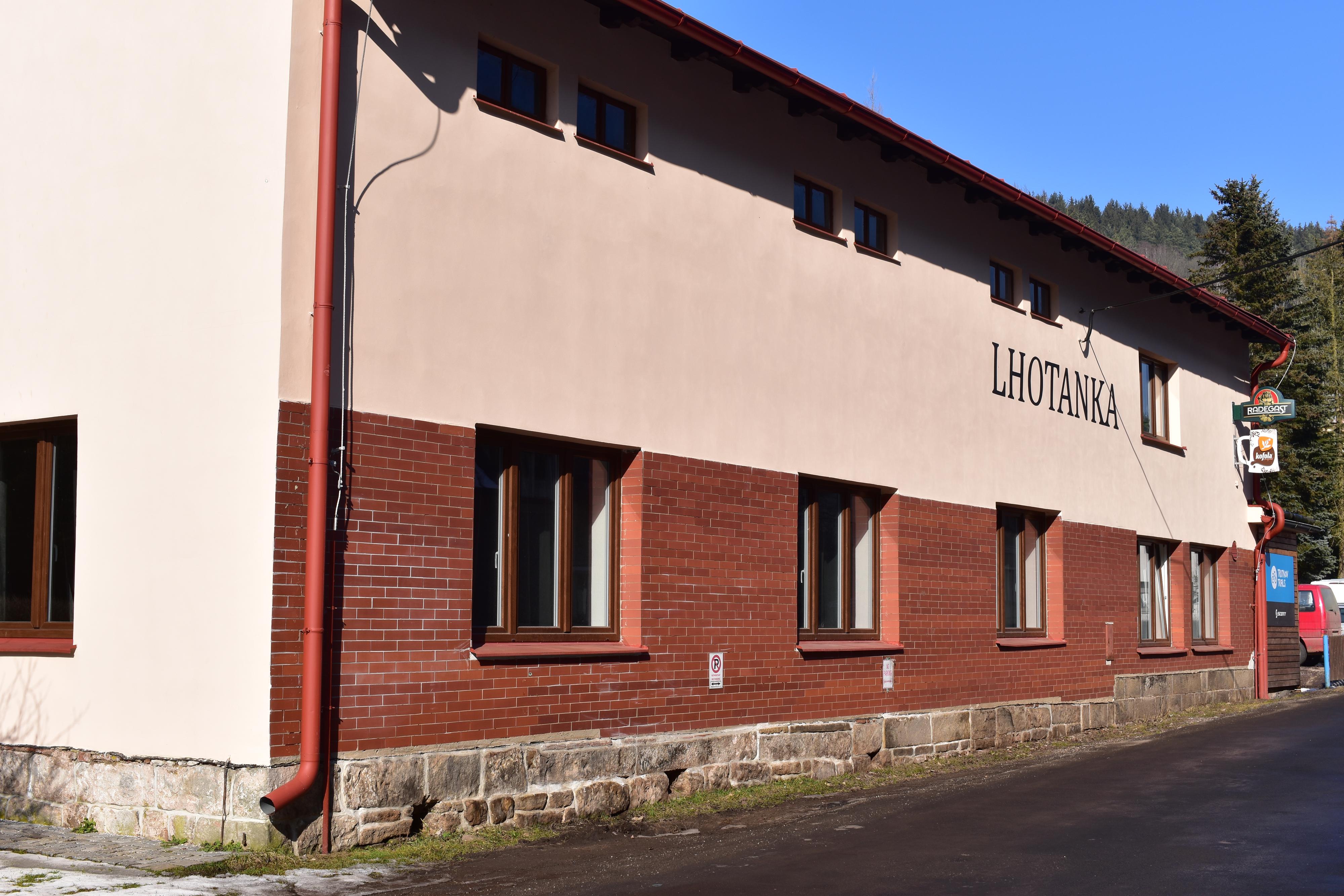 Restaurace Lhotanka foto 1