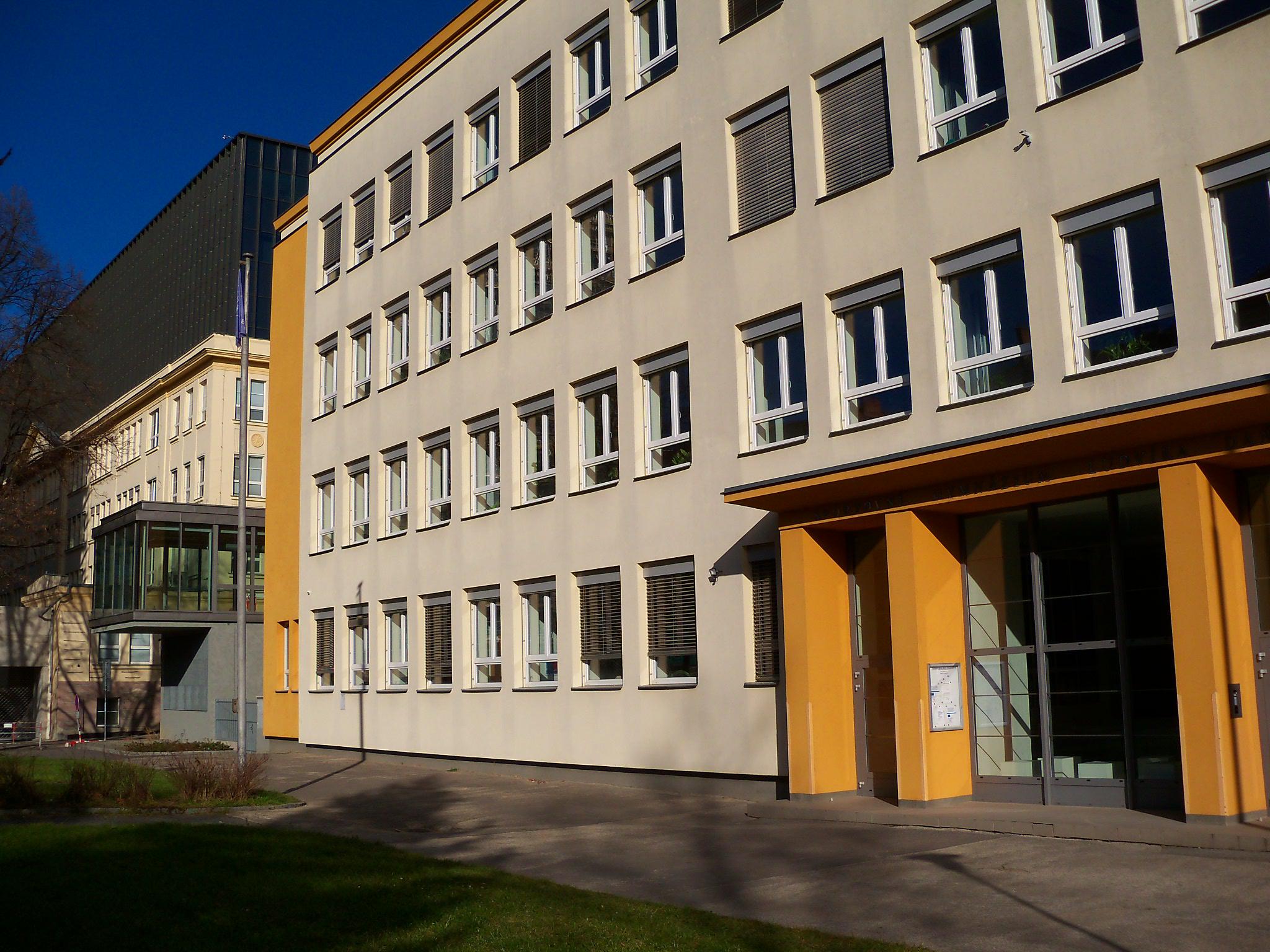 Sportovní gymnázium Ludvíka Daňka foto 4