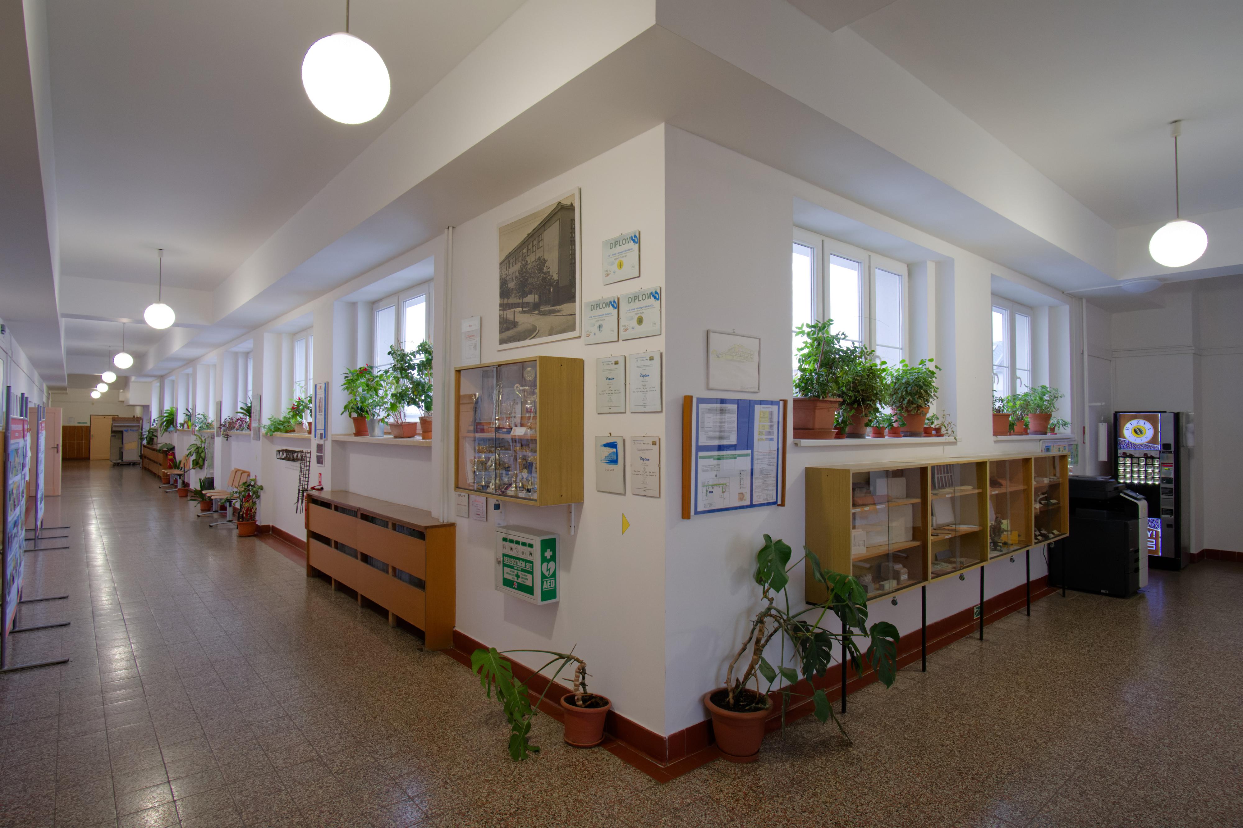 Střední průmyslová škola stavební, Mělník, Českobratrská 386 foto 6