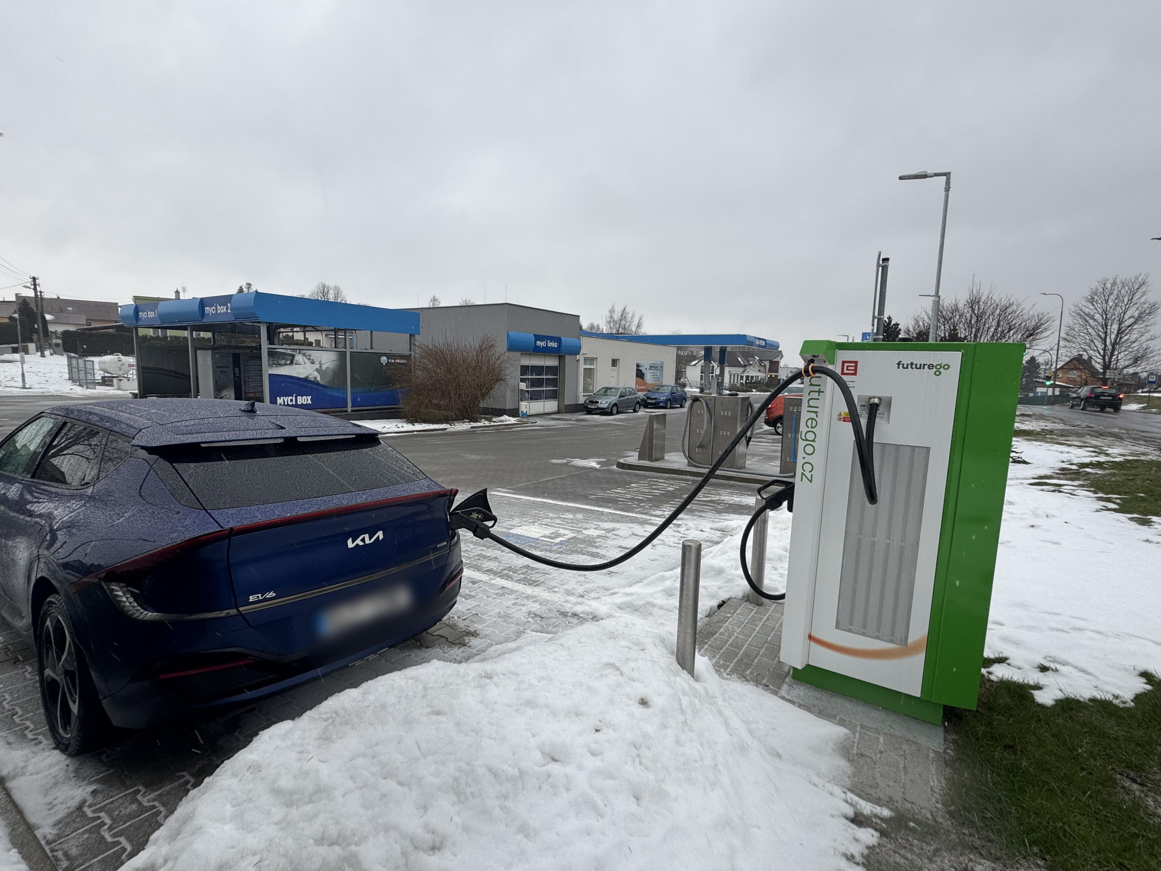 Dobíjecí stanice ČEZ foto 2