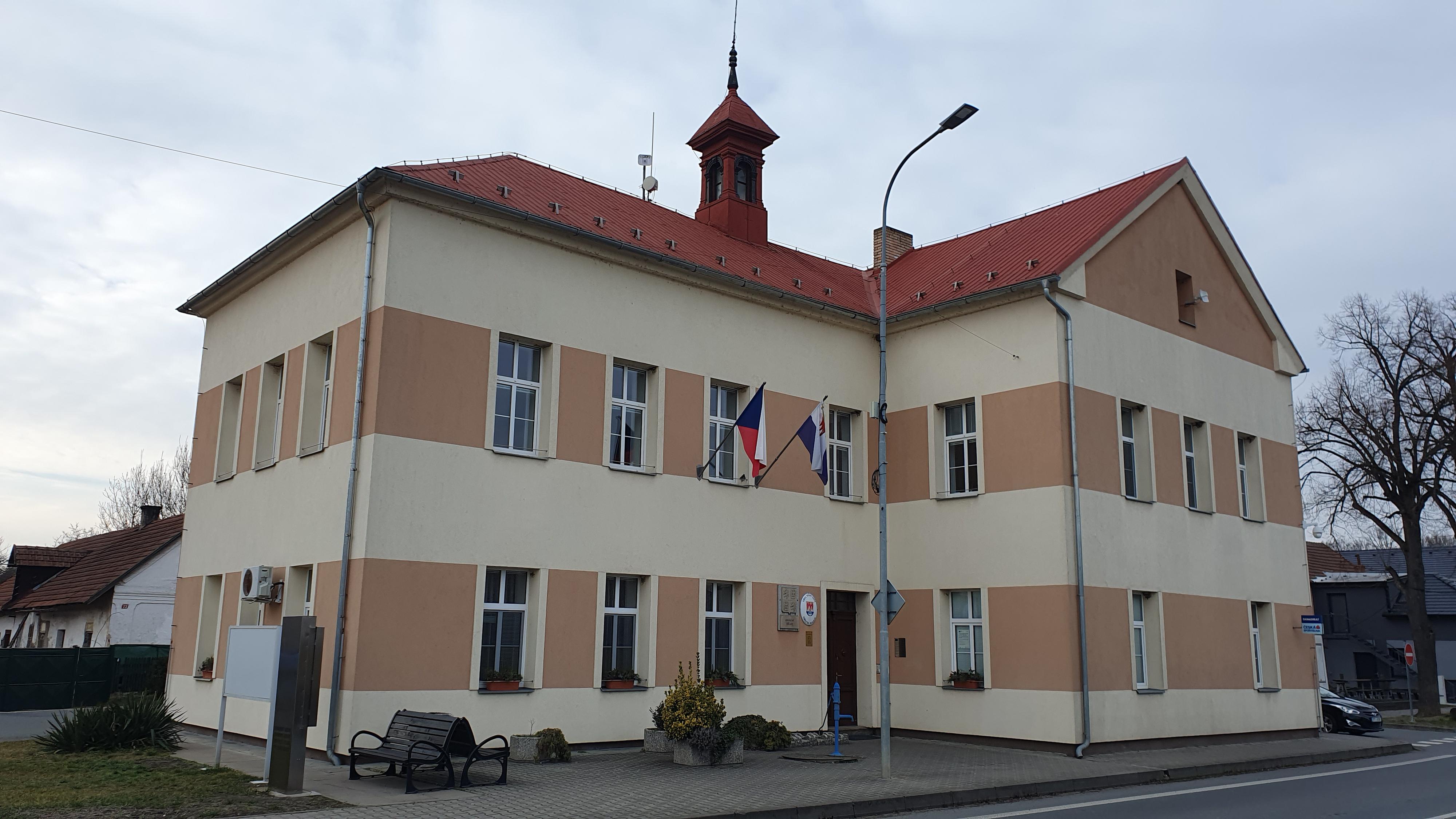 Obecní úřad Velký Osek foto 5
