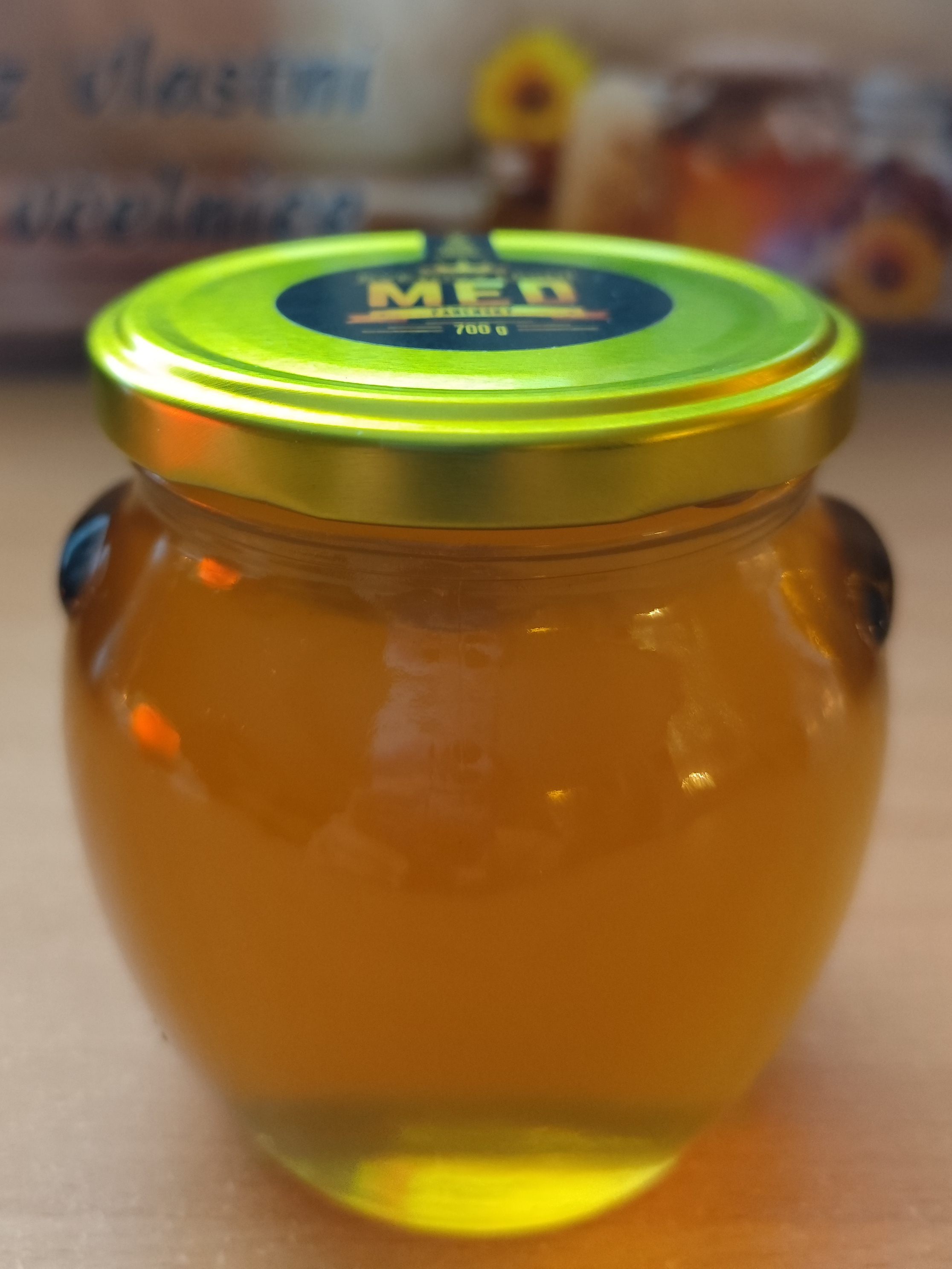 Perfektní med poctivé rodinné včelařství manželé Kubovi foto 3