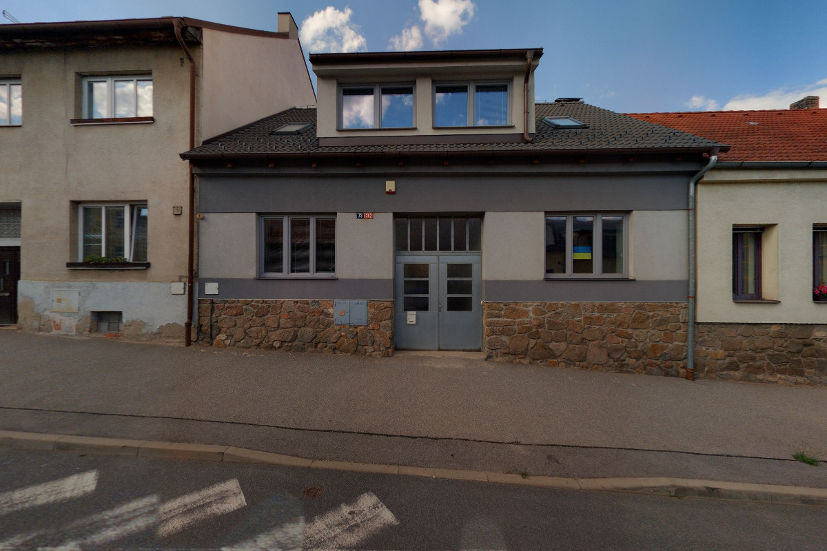 ApoDent Benešov, s.r.o.