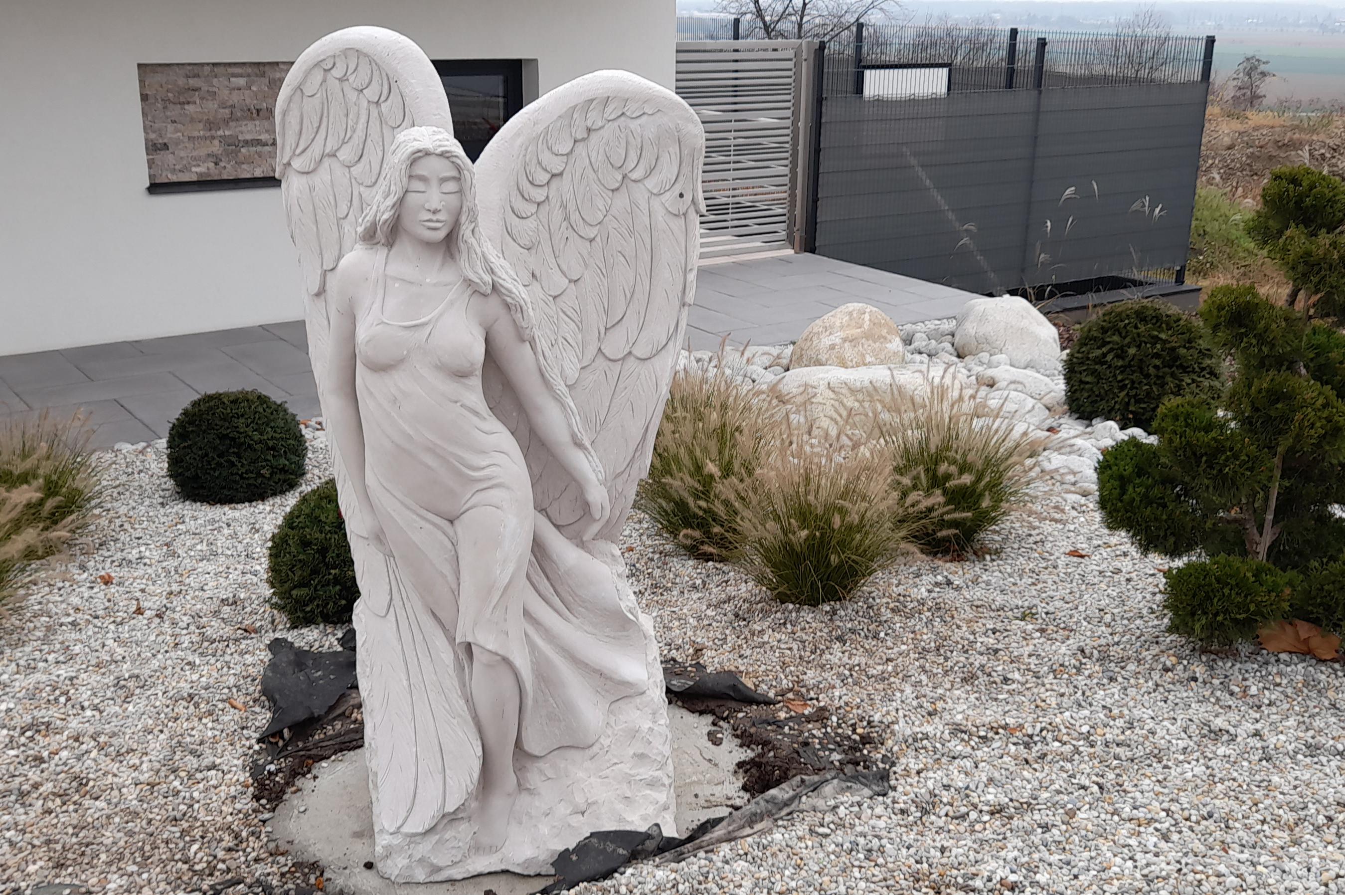 Sochy z přírodního kamene Pavel Žváček